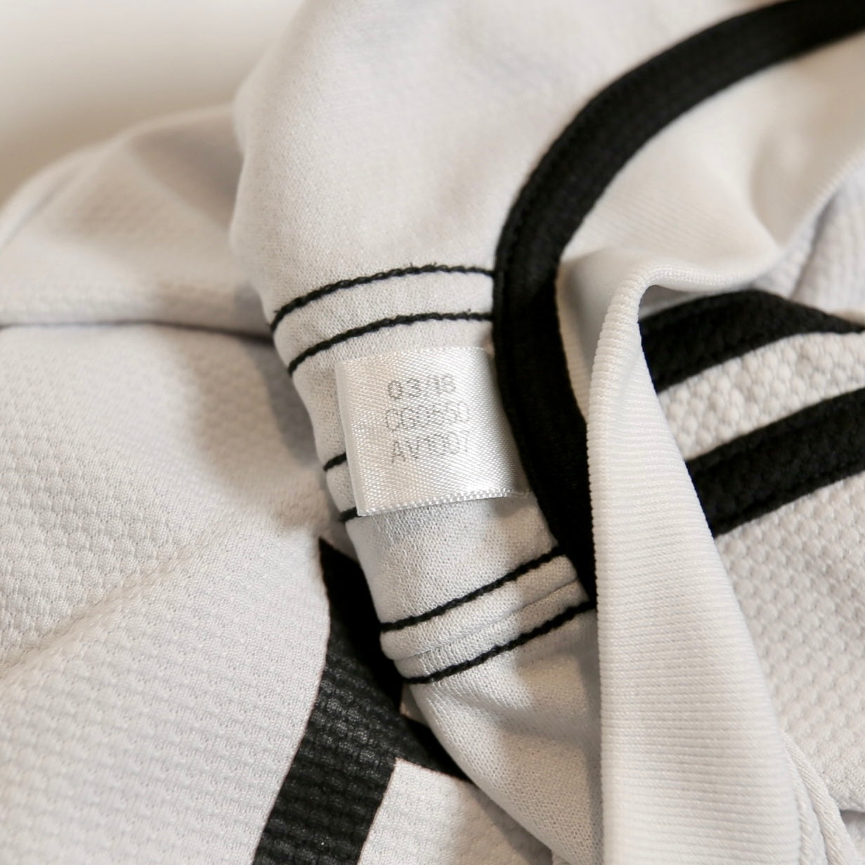 Real Madrid 18/19 Home - Sergio Ramos - Size M - Authentic Adidas