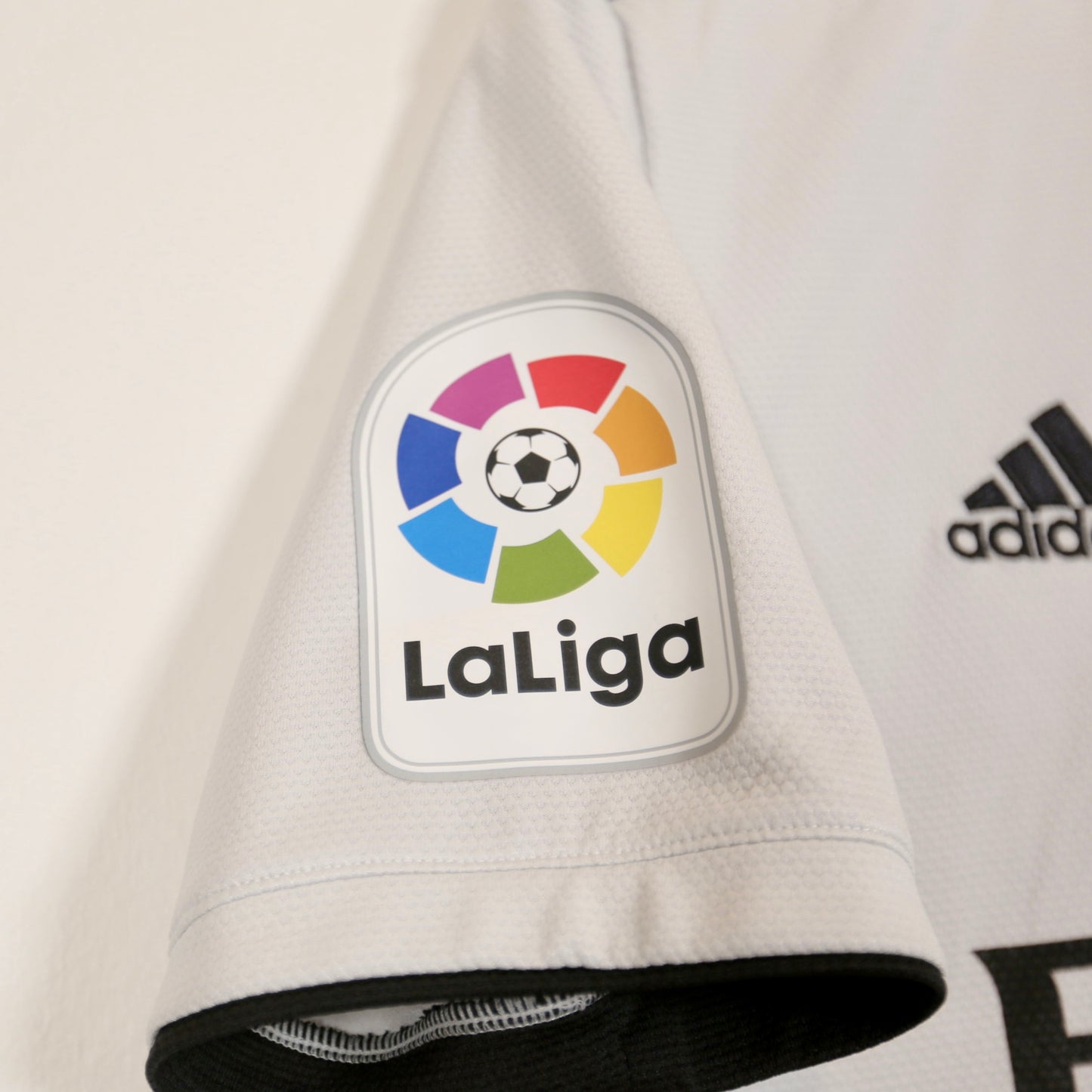 Real Madrid 18/19 Home - Sergio Ramos - Size M - Authentic Adidas