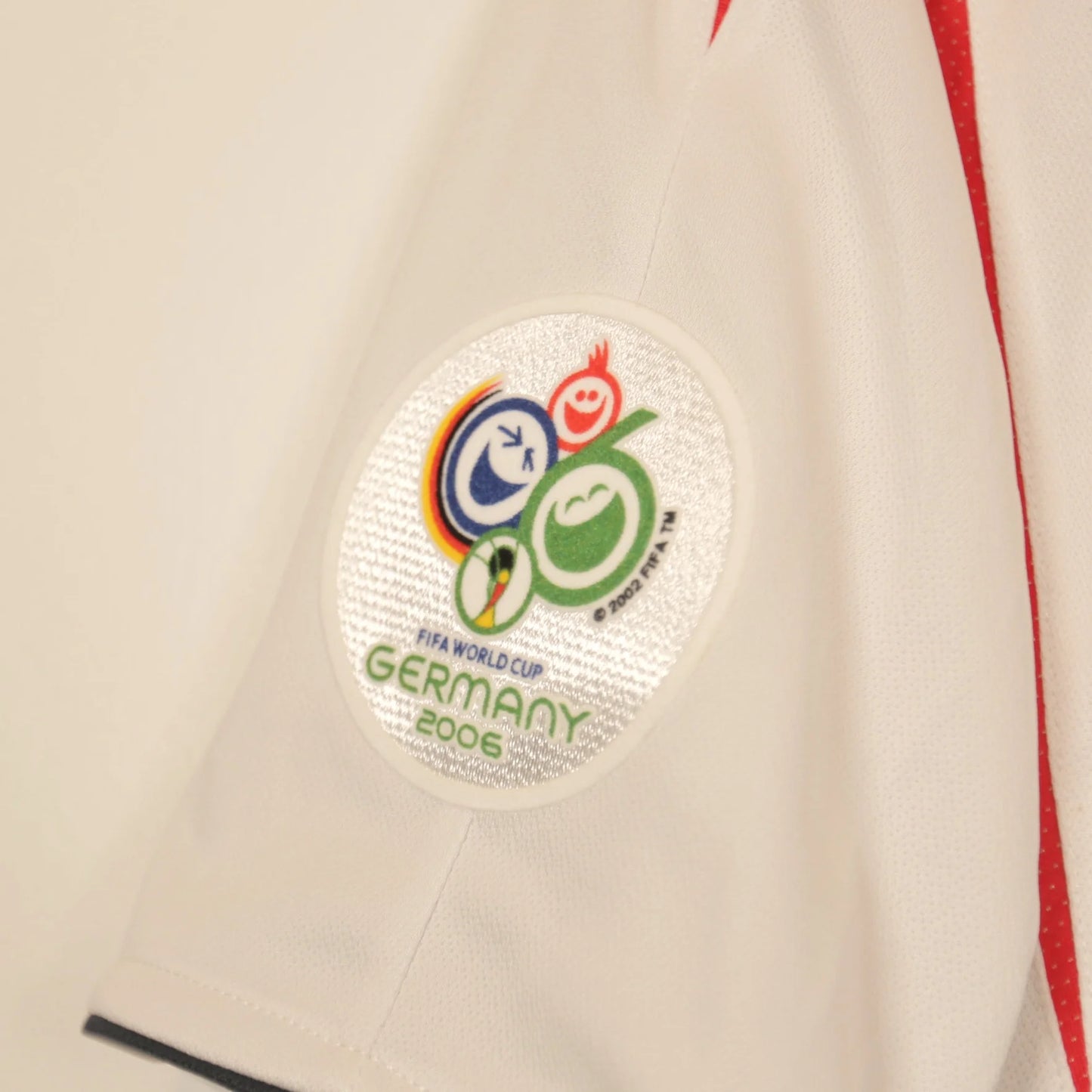 England 2006 Home - David Beckham - Size M - Authentic Umbro