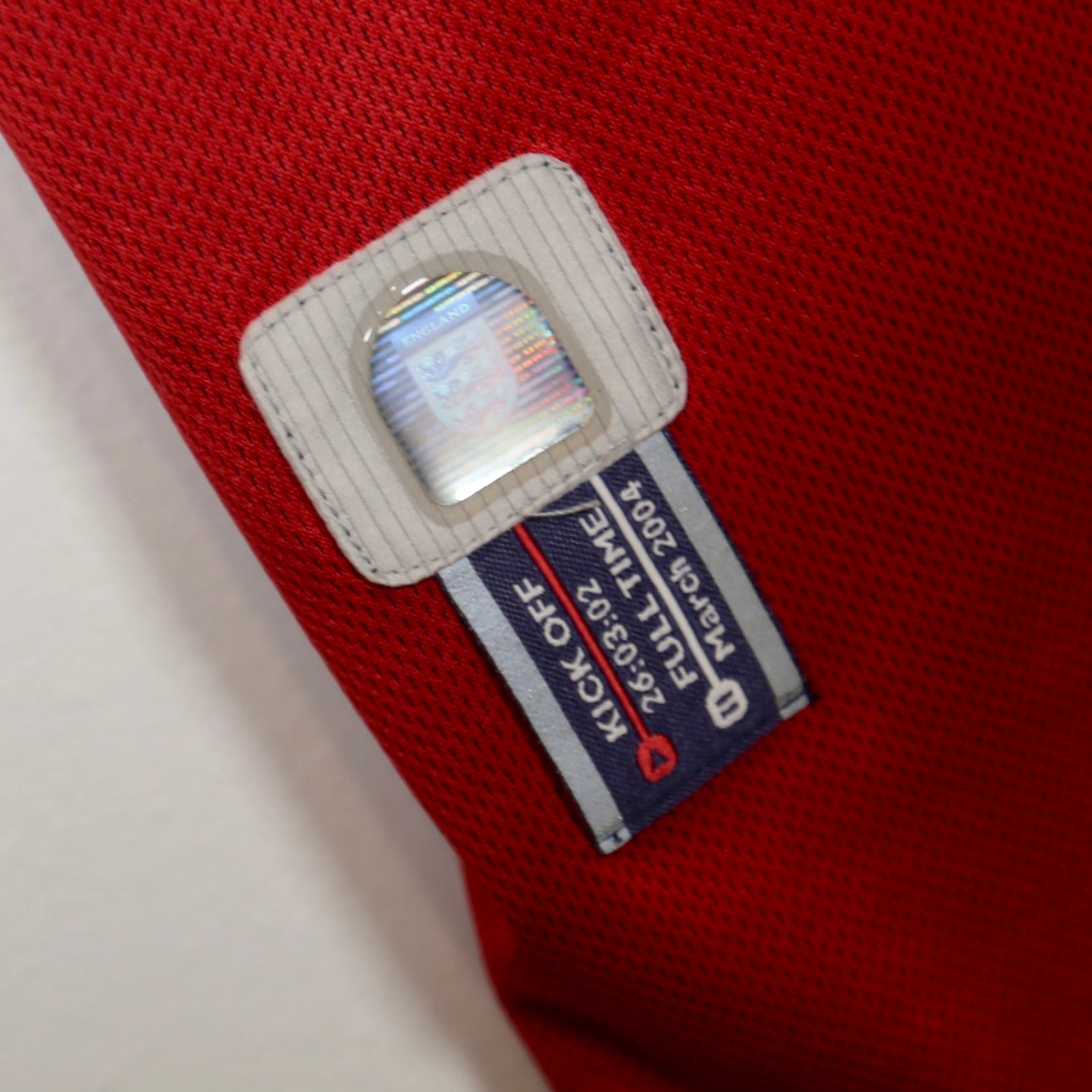 England 2002 Away - Reversible - David Beckham - Size M - Authentic Umbro