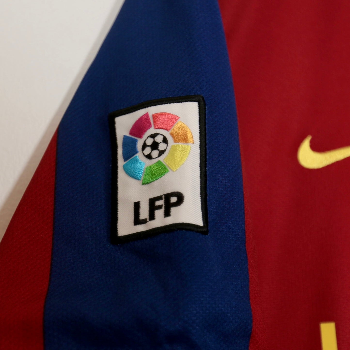 Barcelona 07/08 Home - Lionel Messi - Size L - Authentic Nike