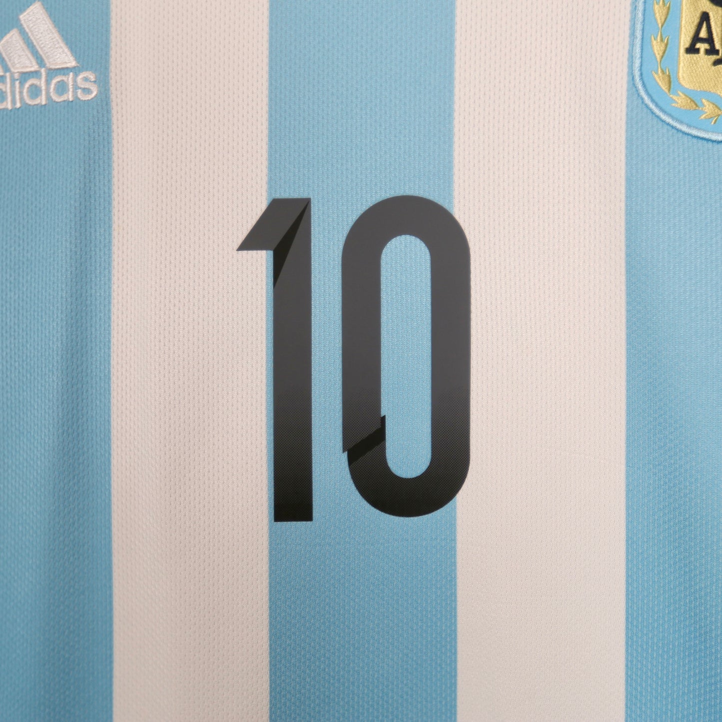 Argentina 2015 Home - Lionel Messi - Size L - Authentic Adidas
