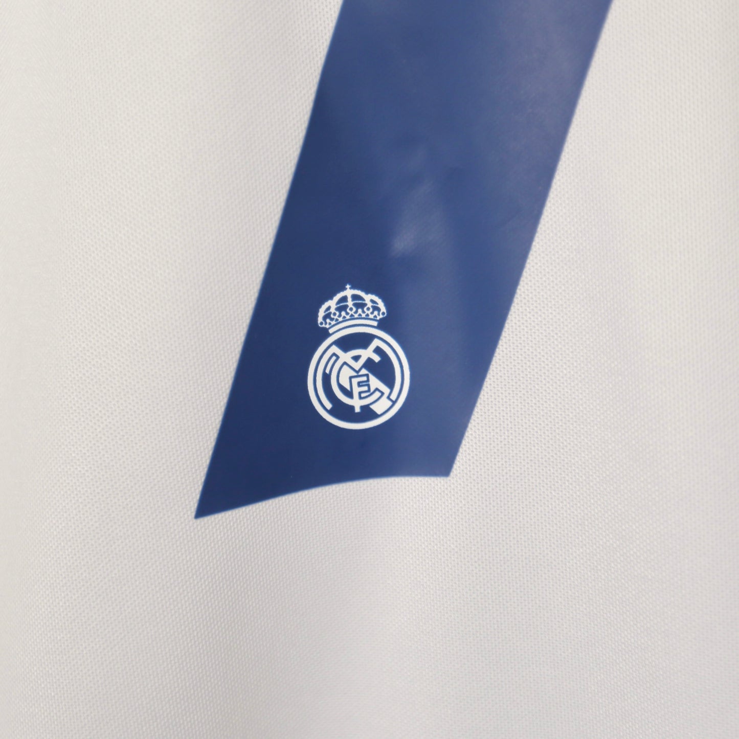 Real Madrid 16/17 Home - Cristiano Ronaldo - Size XL - Authentic Adidas