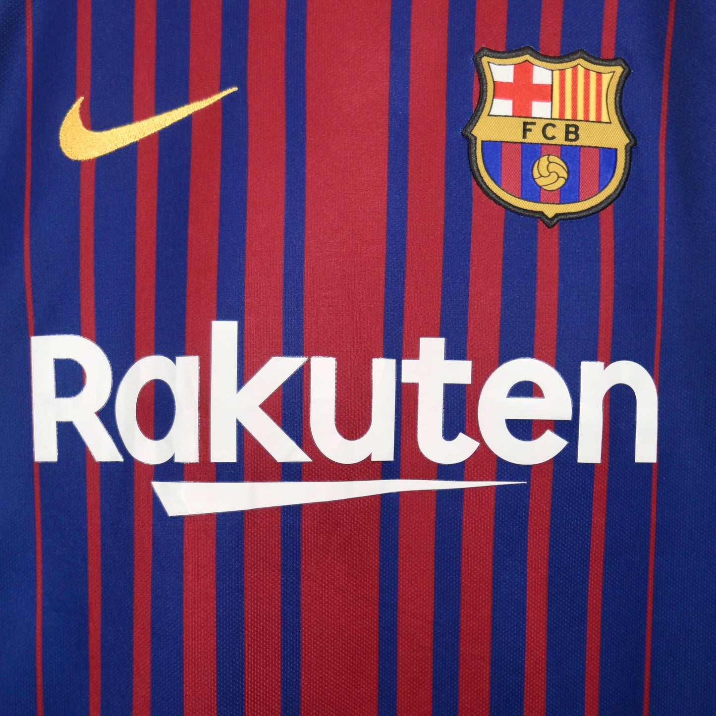 Barcelona 17/18 Home - Lionel Messi - Long Sleeve - Size M - Authentic Nike