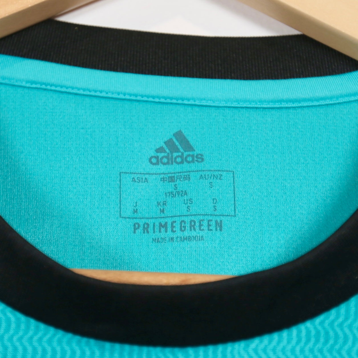 Real Madrid 21/22 Third - Karim Benzema - Size S - Authentic Adidas