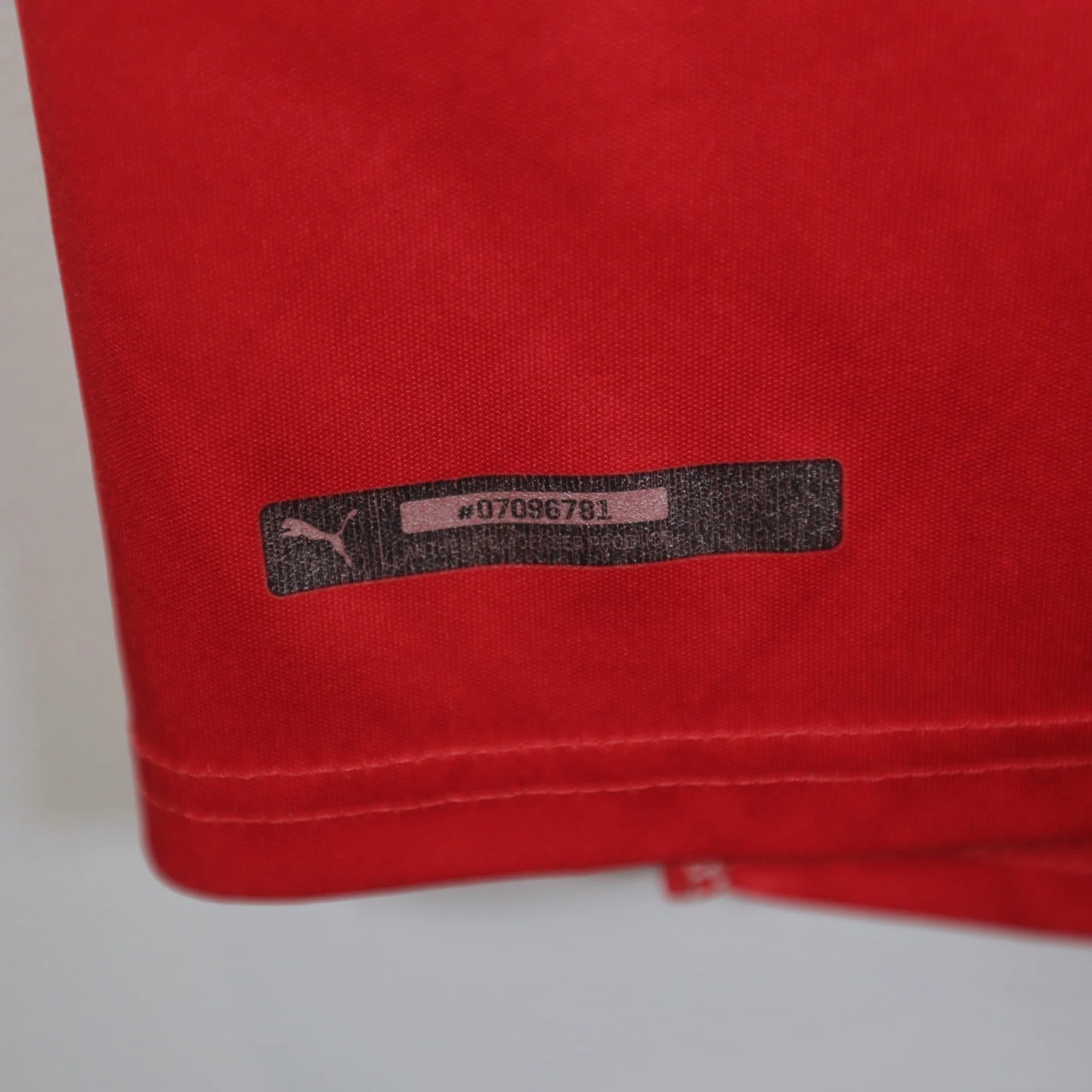 Arsenal 16/17 Home - Ozil - Size M - Authentic Puma
