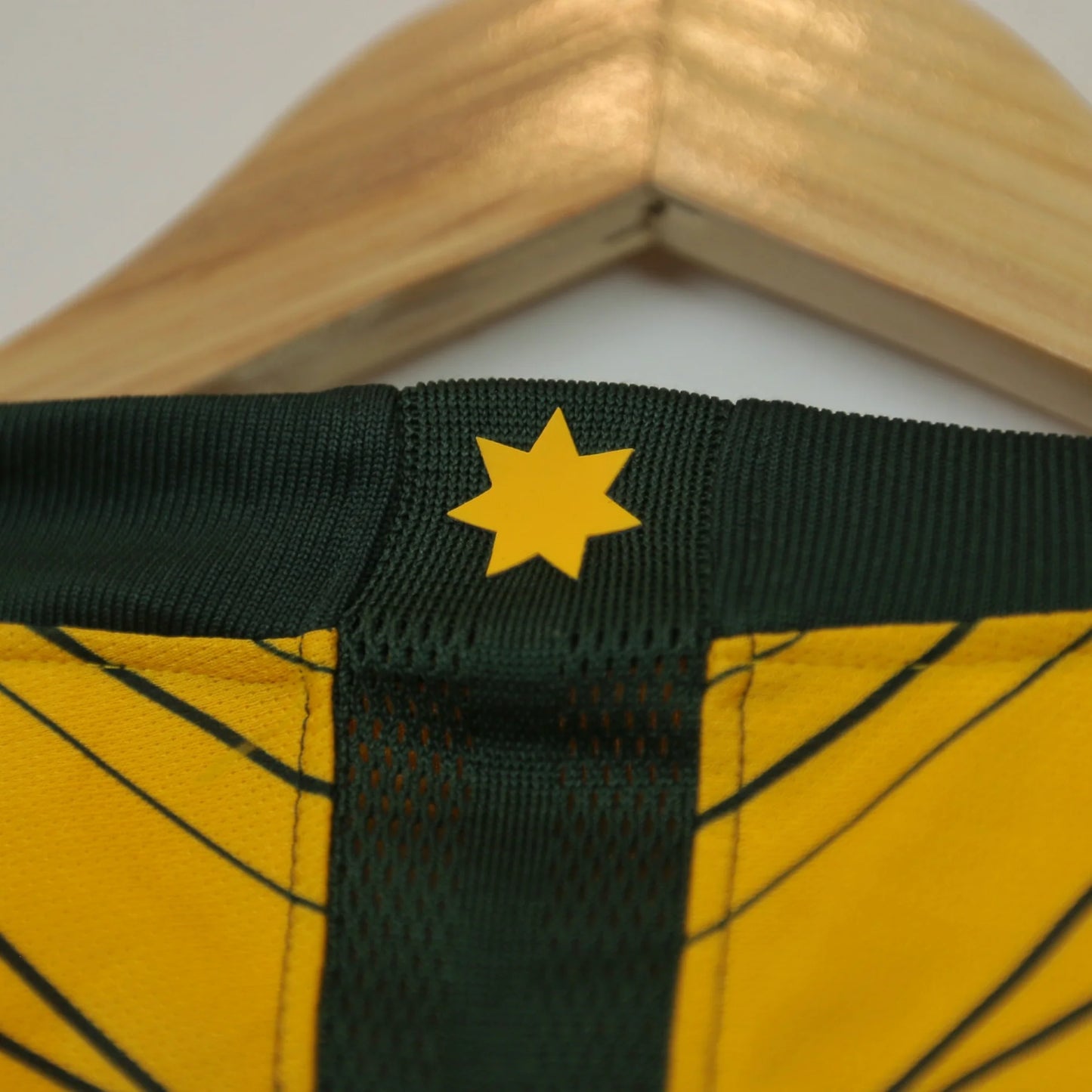 Australia 2018 Home - Size M - Authentic Nike