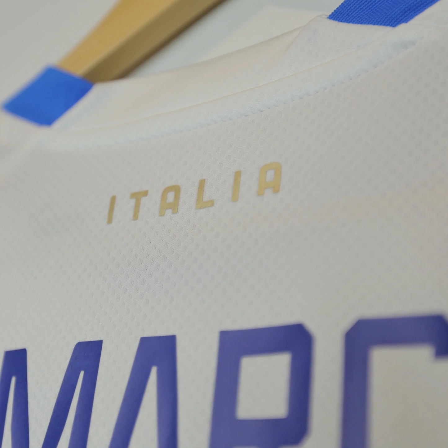 Italy 2022 Away - Dimarco - BNWT - Size L - Authentic Puma