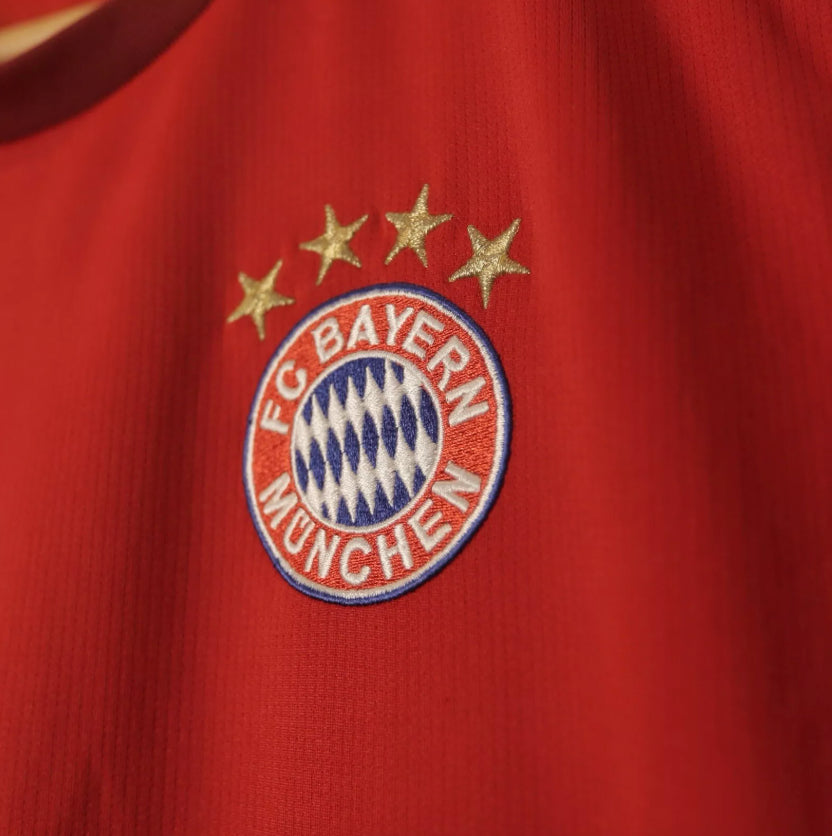 Bayern Munich 15/16 Home - Xabi Alonso - Size L - Authentic Adidas
