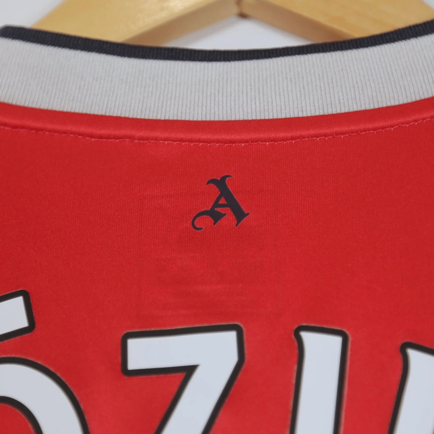 Arsenal 16/17 Home - Ozil - Size M - Authentic Puma