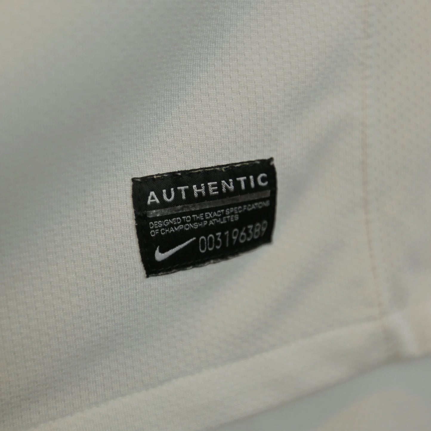 Netherlands 2010 Away - Sneijder - Size M - Authentic Nike