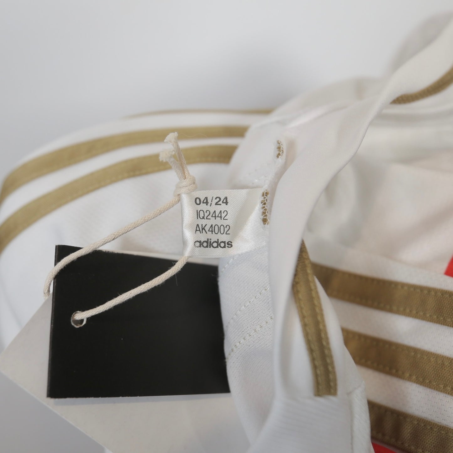 Peru 2024 Home - BNWT - Size M - Authentic Adidas