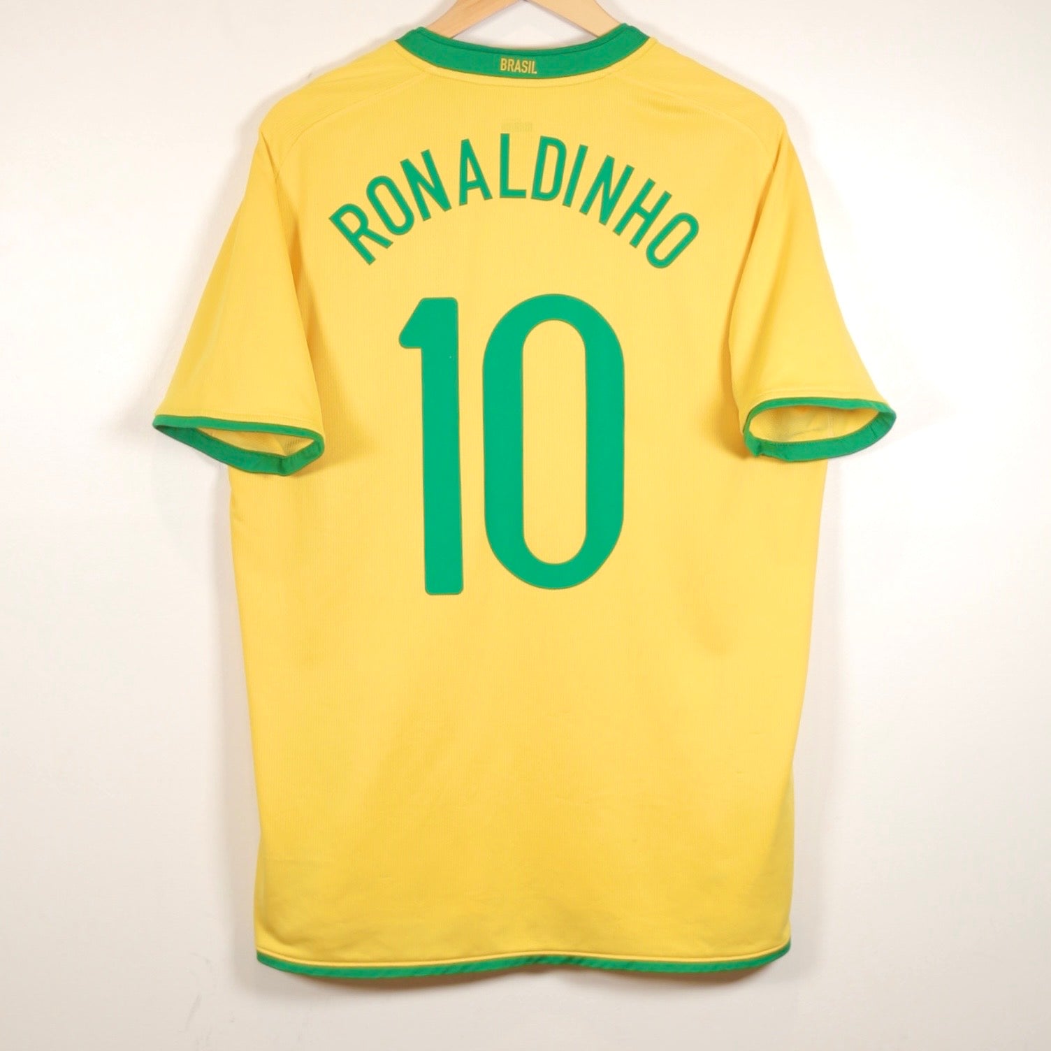 Brazil 2008 Home - Ronaldinho - Size L