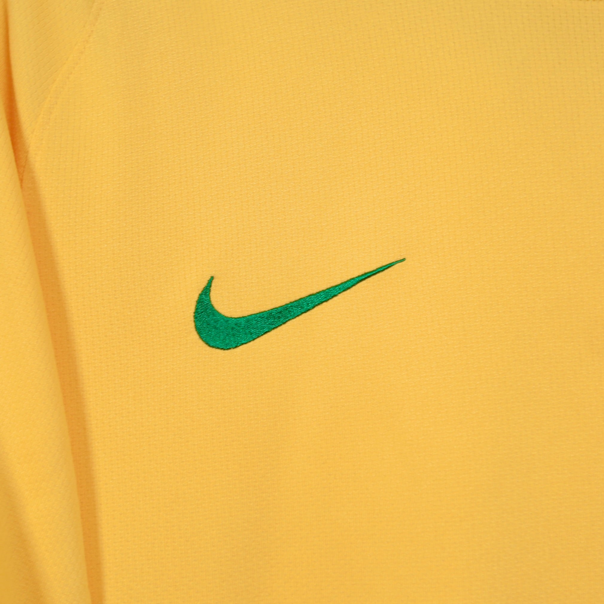 Brazil 2010 Home - Size L