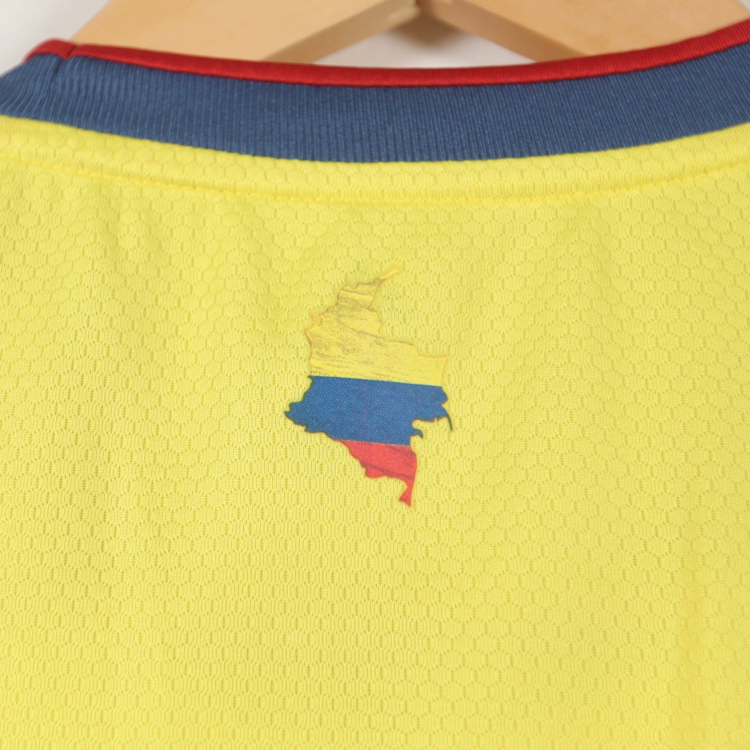Colombia 2020 Home - Size M
