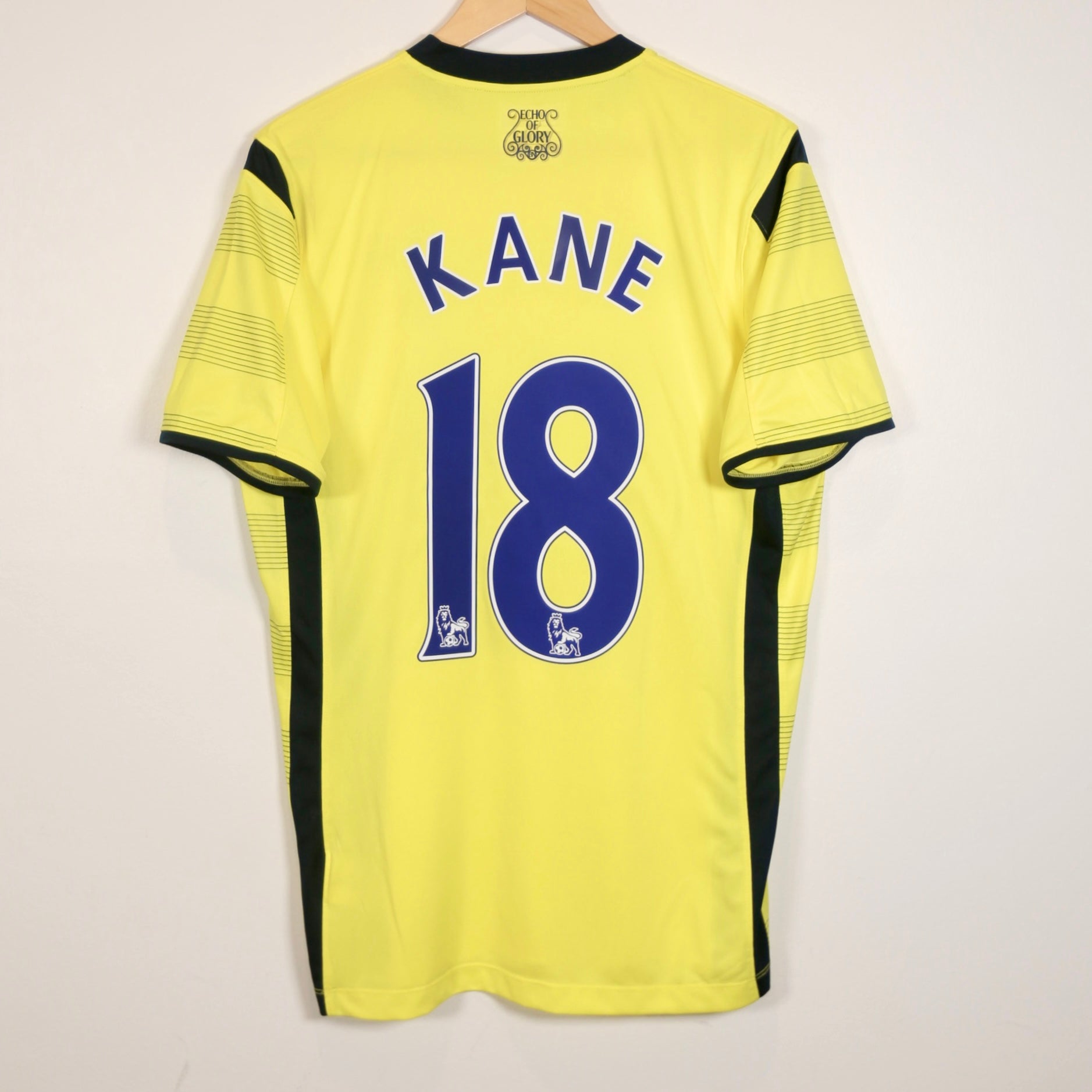 Tottenham Hotspur 14/15 Third - Harry Kane - Size M - Original Under Armour