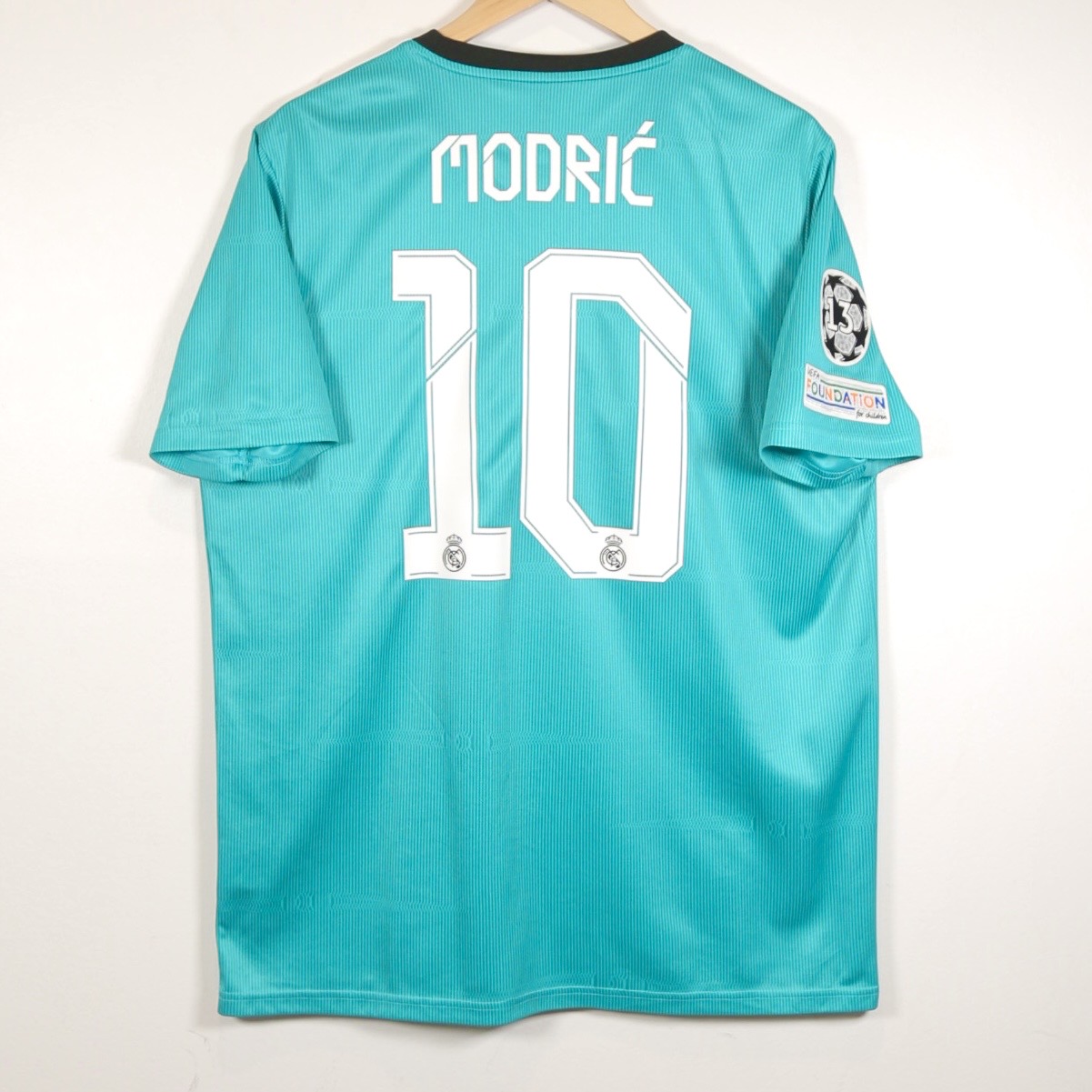 Real Madrid 21/22 Third - Modric - Size L