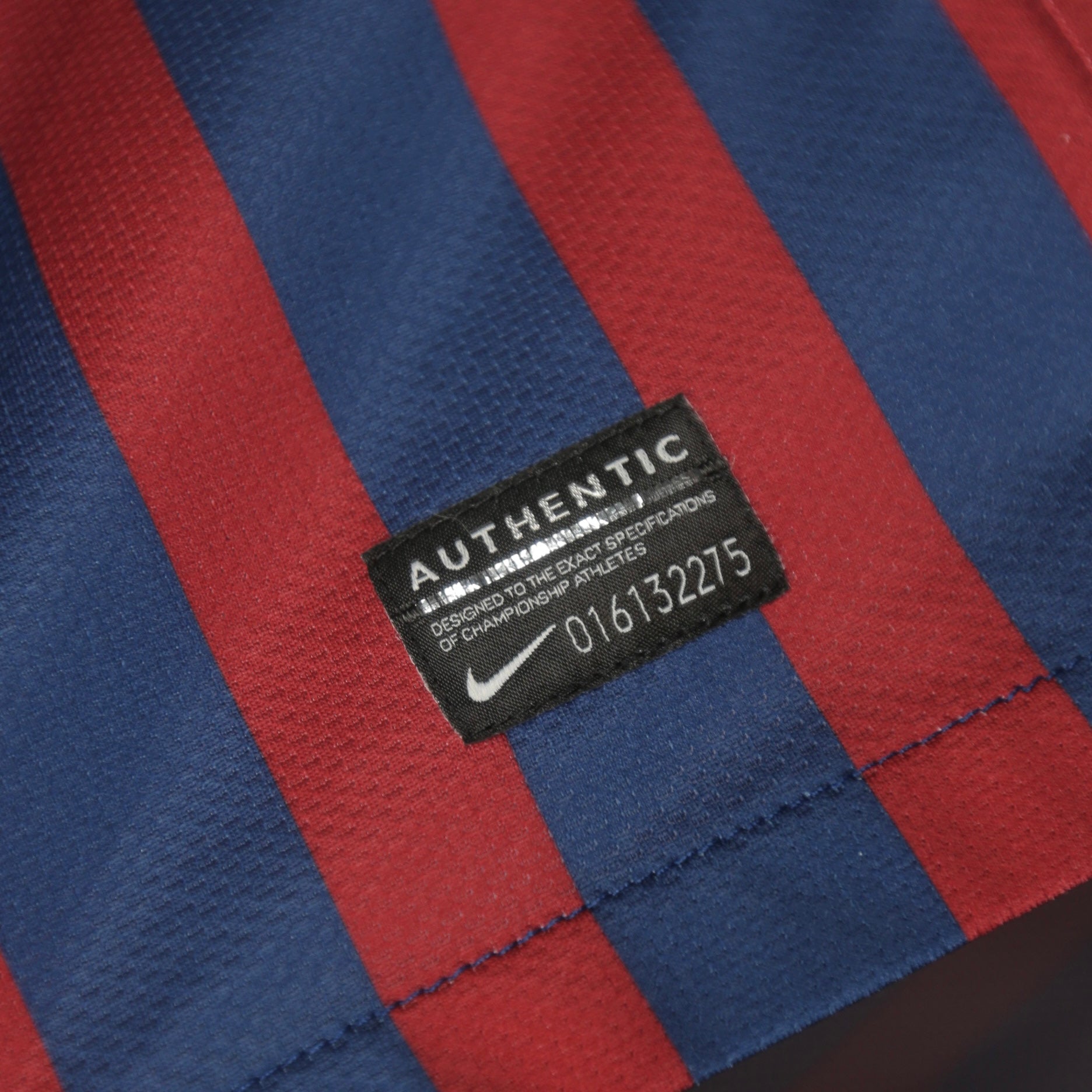 Barcelona 11/12 Home - Messi - Size M