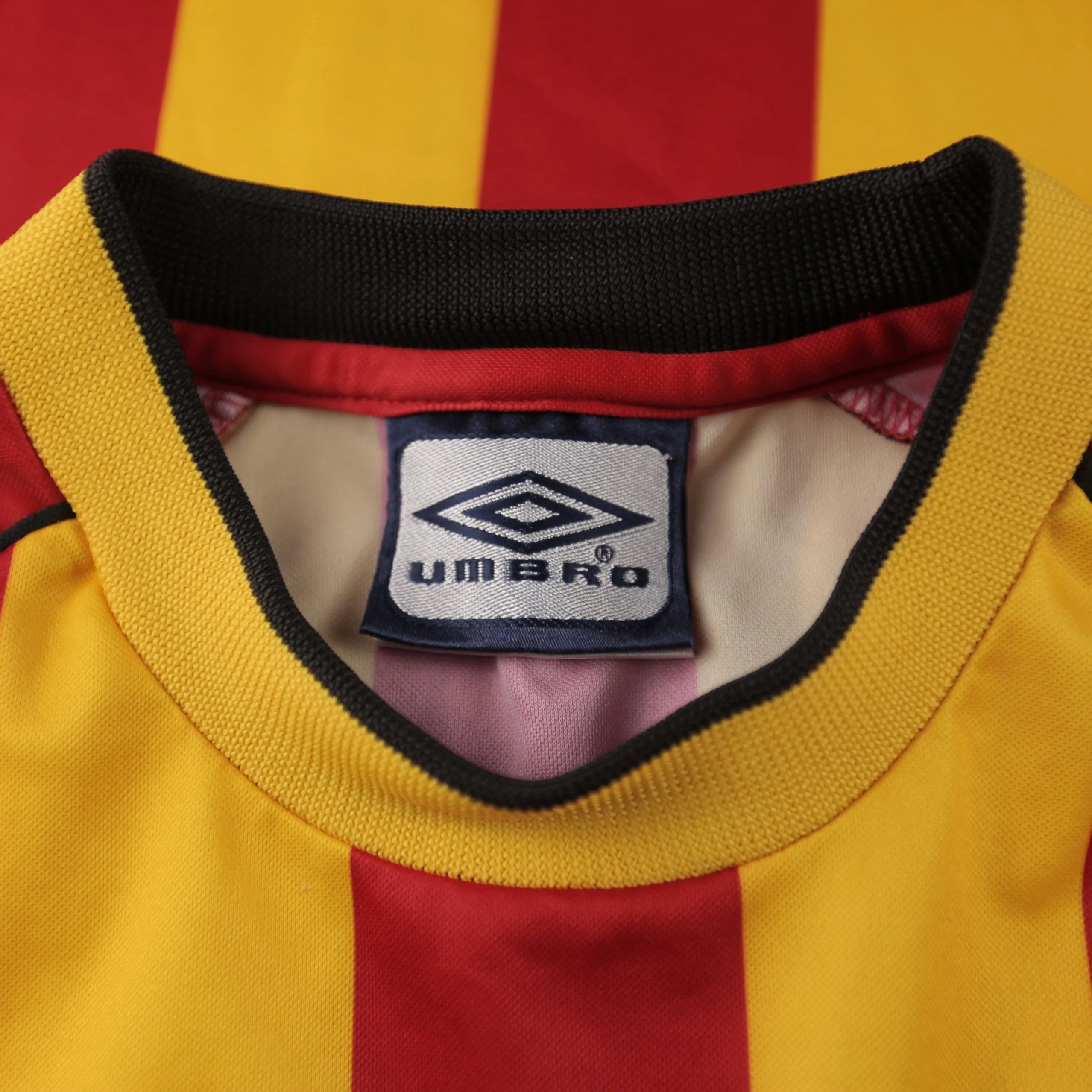 Galatasaray 02/03 Home - Size Kids M - Authentic Umbro