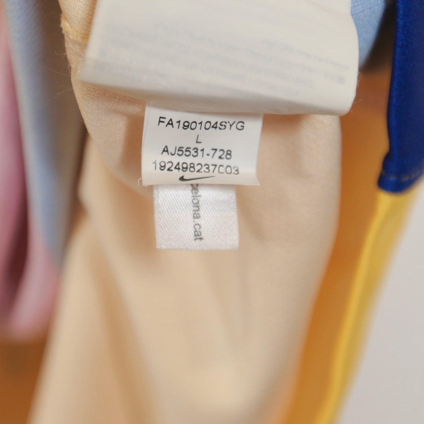 Barcelona 19/20 Away - Messi - Size L