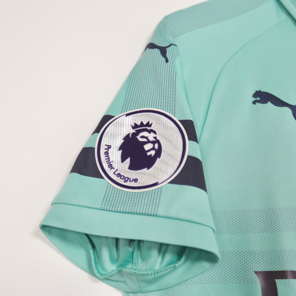 Arsenal 18/19 Third - Ozil - Size M