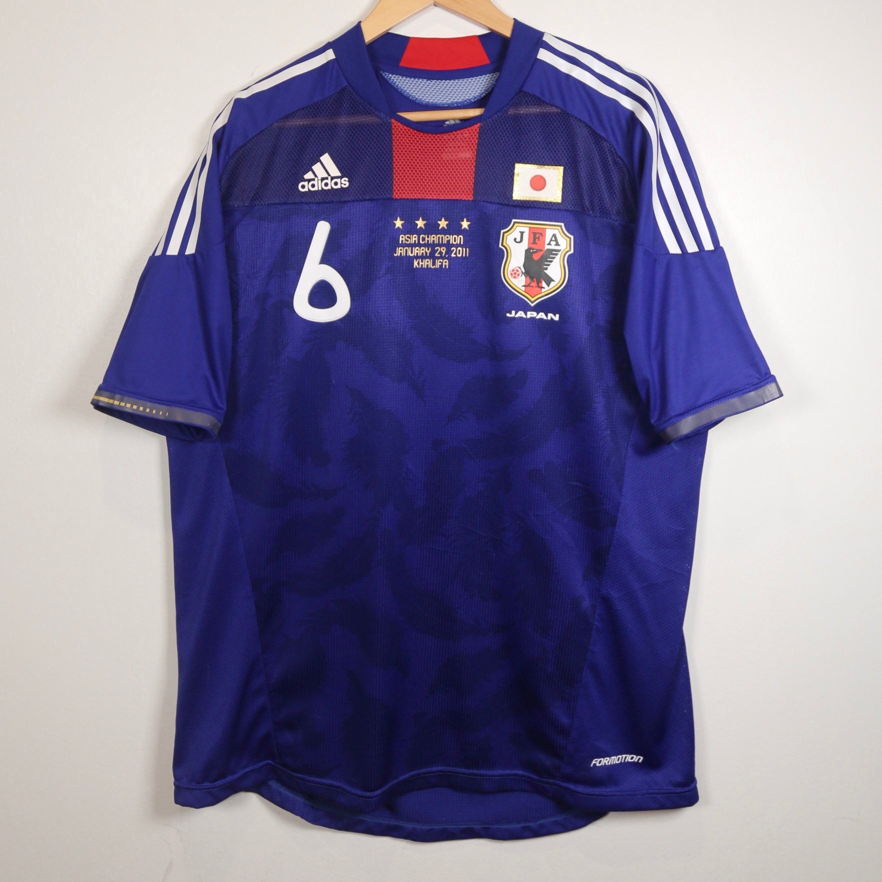 Japan 2010 Home - Player Version - Uchida - Size XL