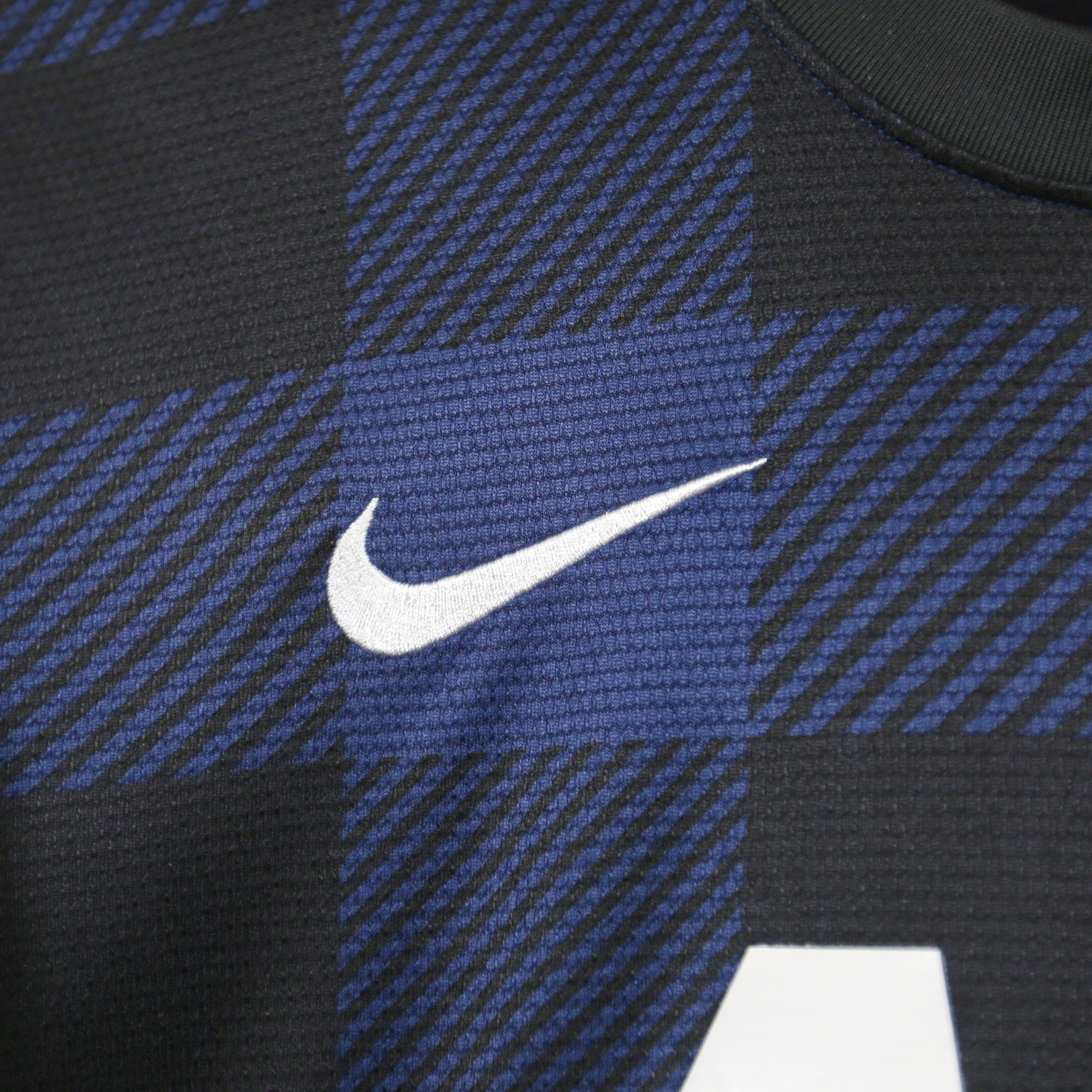 Manchester United 13/14 Away - Mata - Size L
