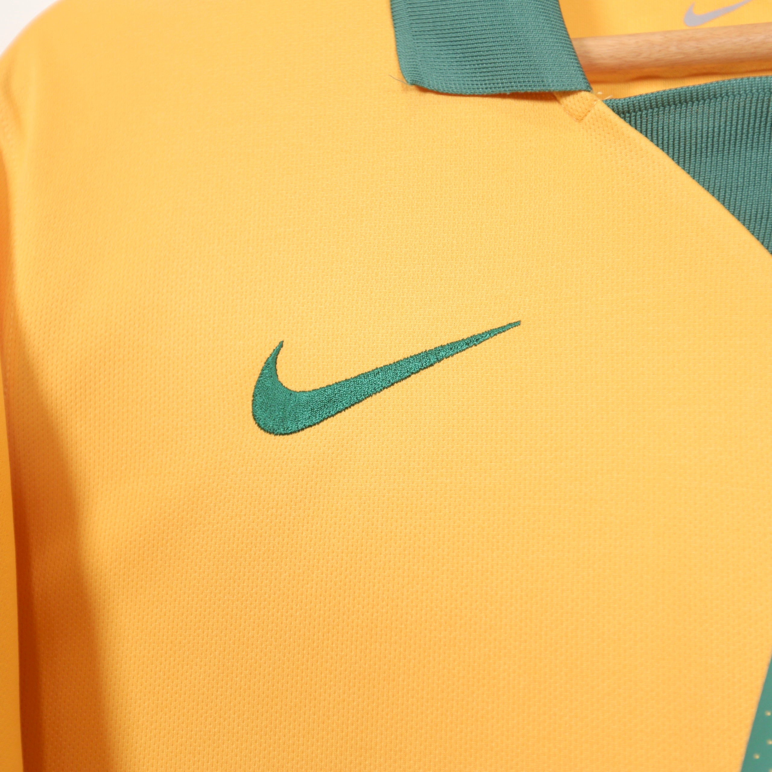 Australia 2014 Home - Cahill - Size L