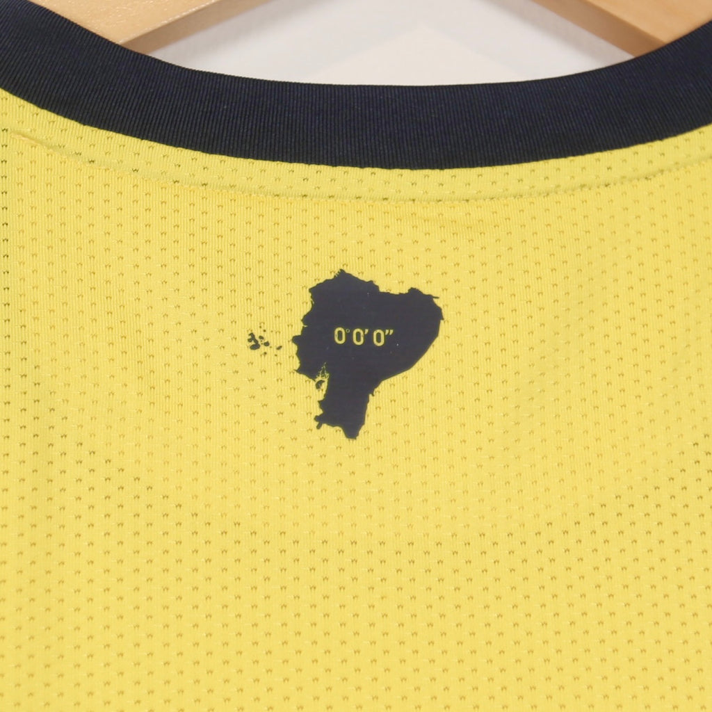 Ecuador 2022 Home - Size M
