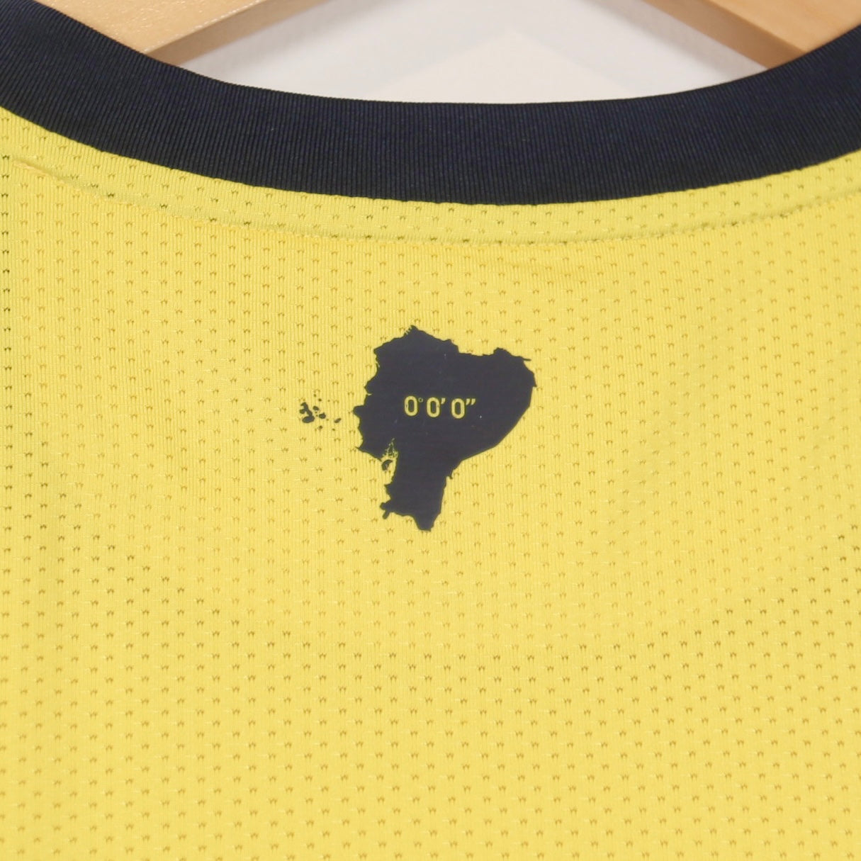 Ecuador 2022 Home - Size M