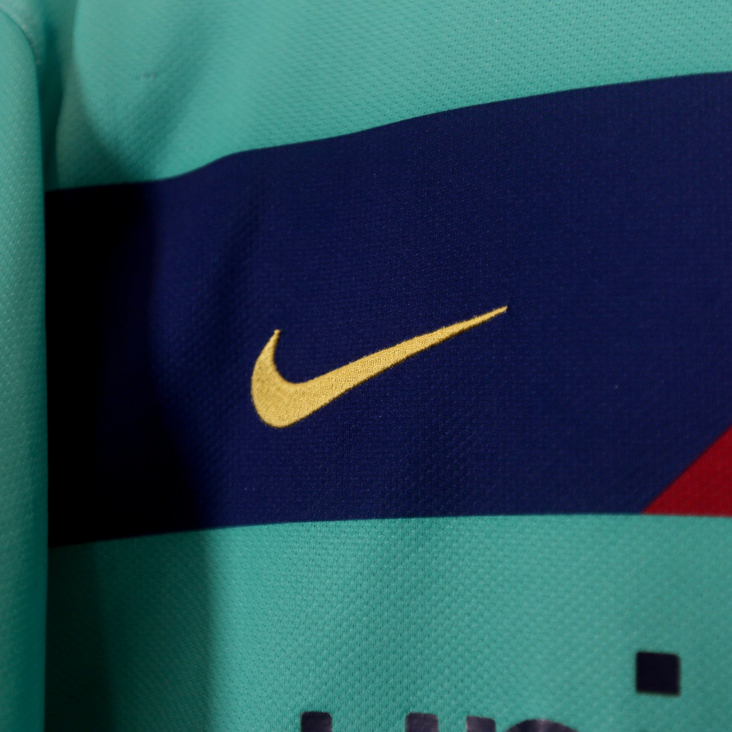 Barcelona 10/11 Away - Lionel Messi - Size XL - Authentic Nike