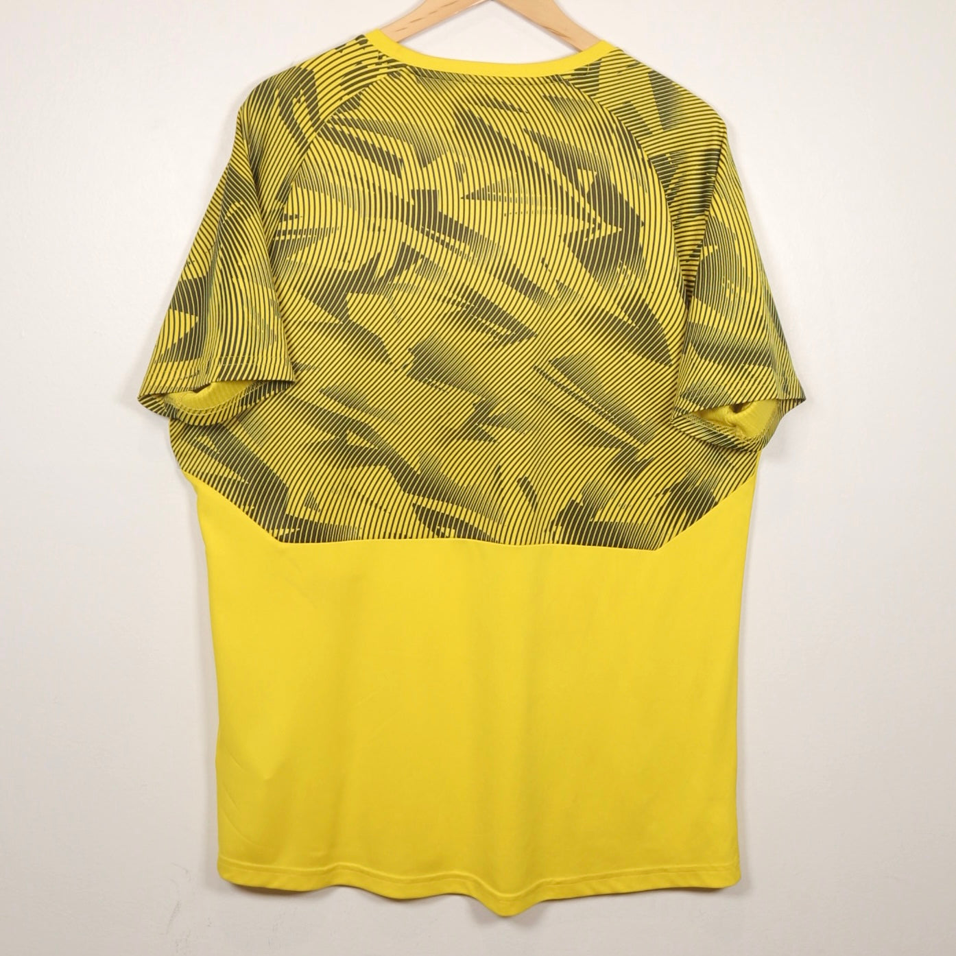 Borussia Dortmund 19/20 Training - Size XL