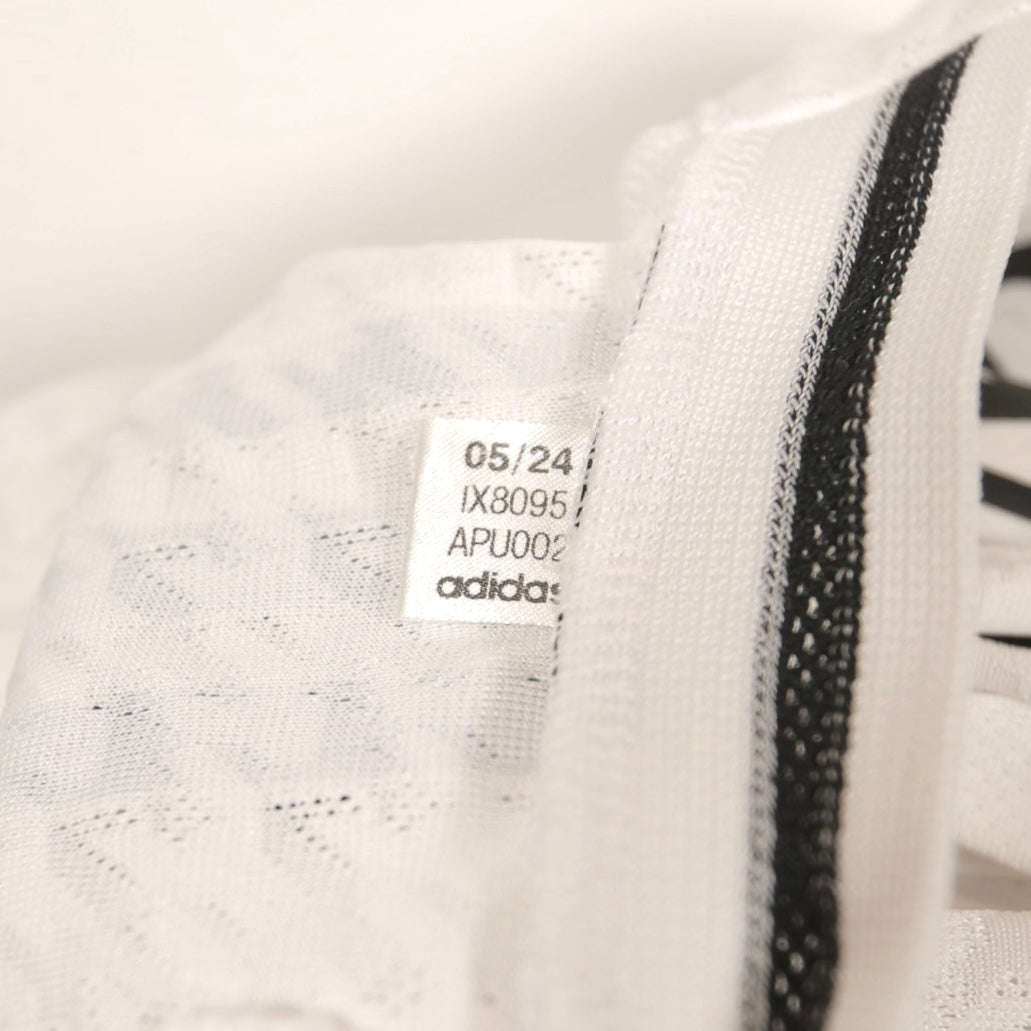 Real Madrid 24/25 Home - PV - Mbappe - Size S