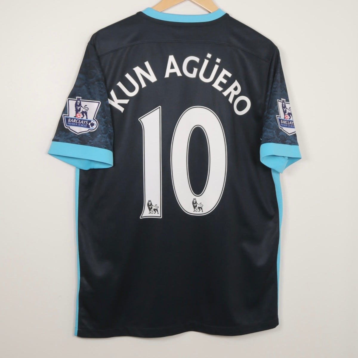 Manchester City 15/16 Away - Kun Aguero - Size M