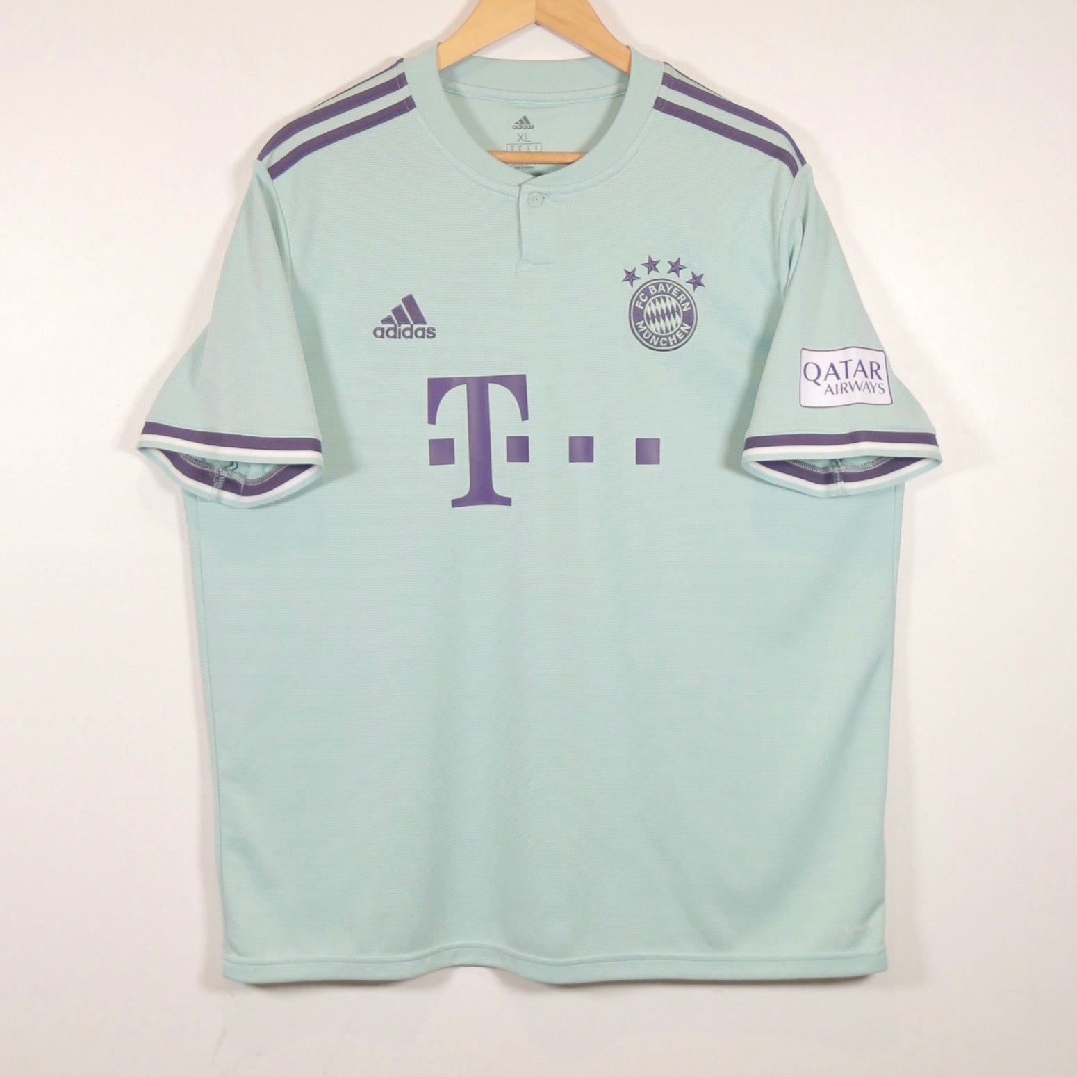 Bayern Munich 18/19 Away - Size XL