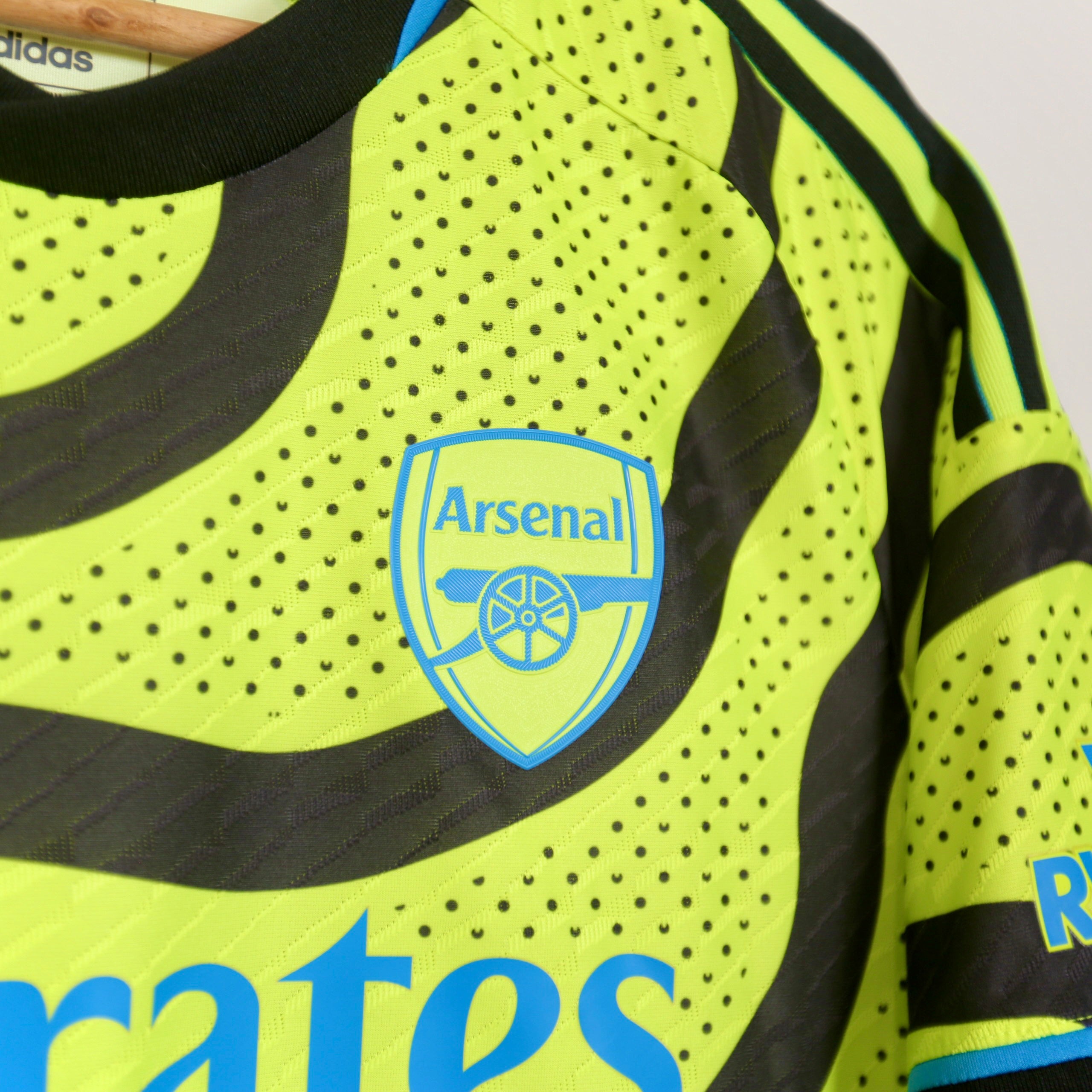 Arsenal 23/24 Away - Player Version - Odegaard - Size L