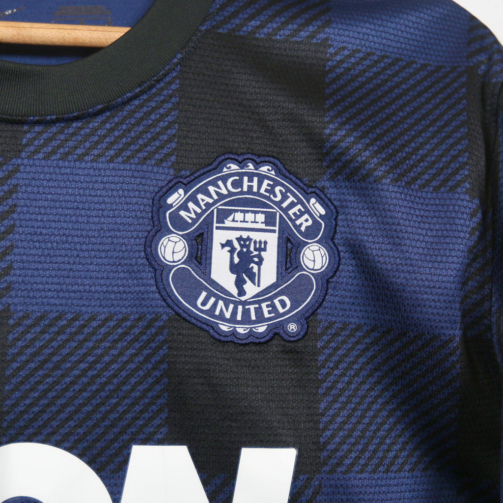 Manchester United 13/14 Away - Mata - Size L