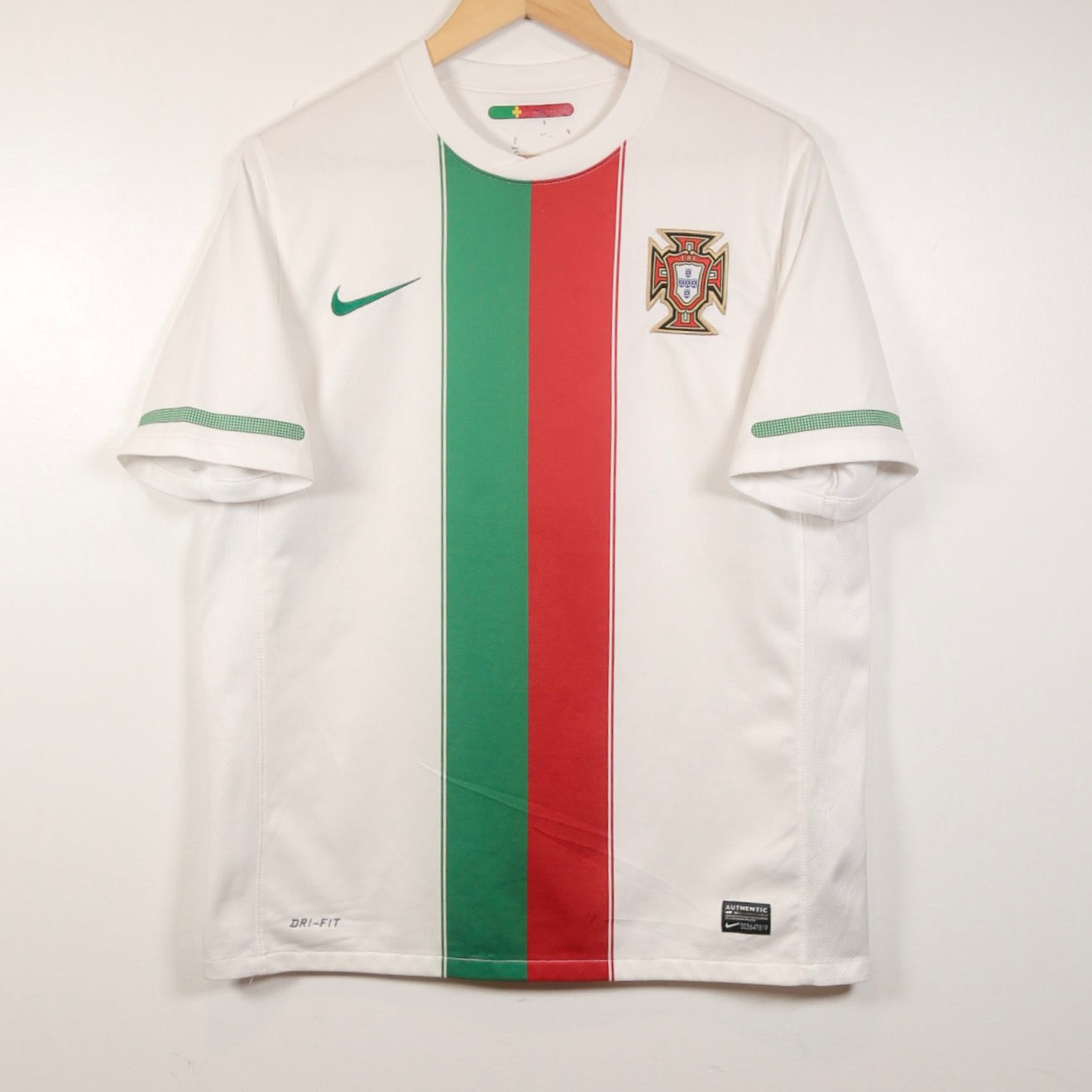 Portugal 2010 Away - Size M