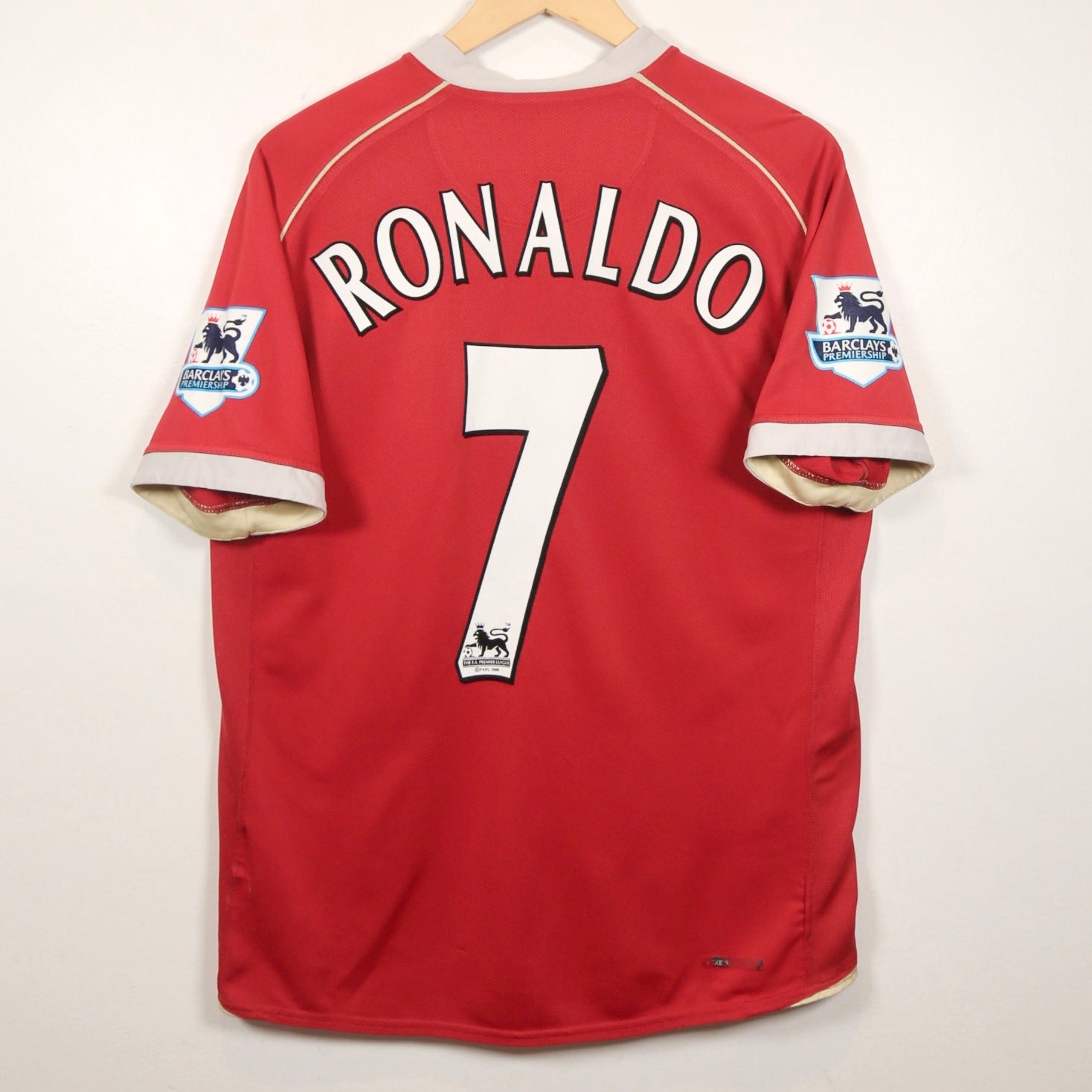 Manchester United 06/07 Home - Ronaldo - Size M