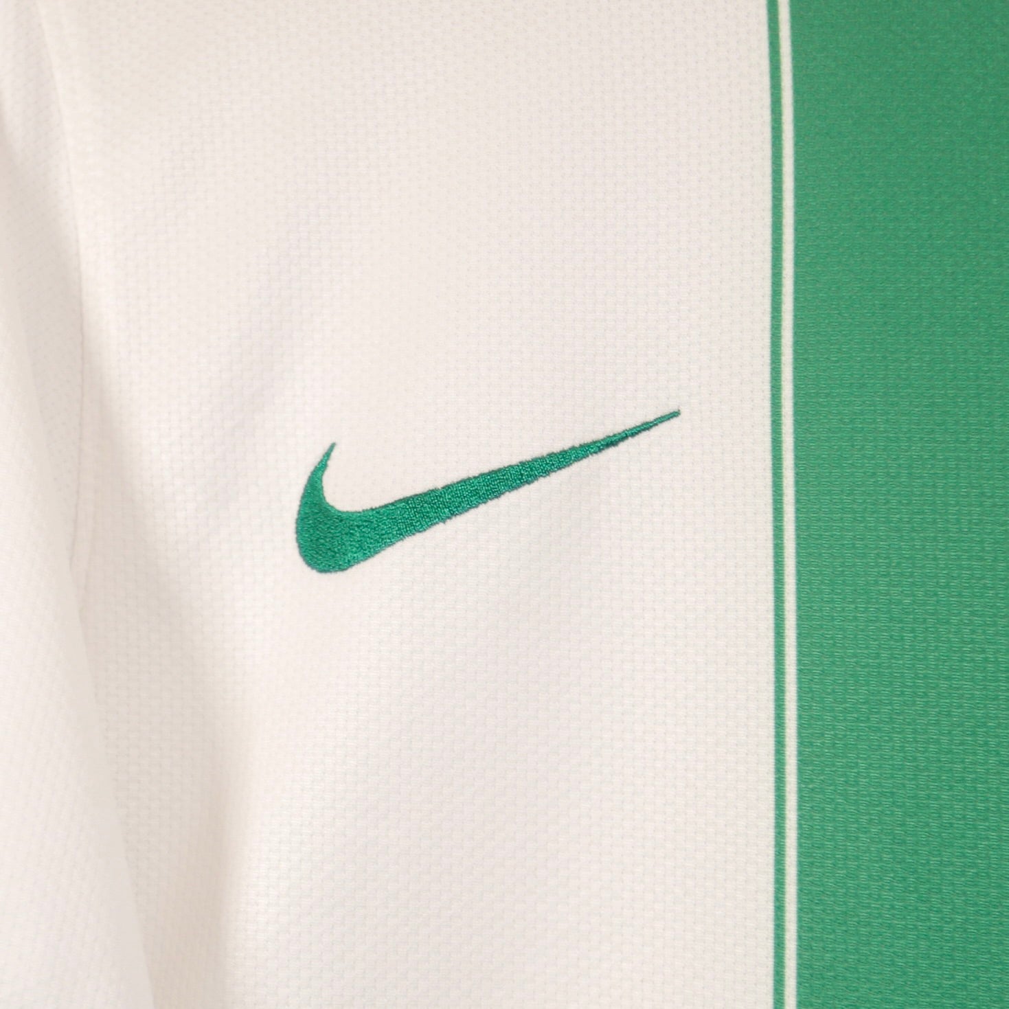 Portugal 2010 Away - Size M
