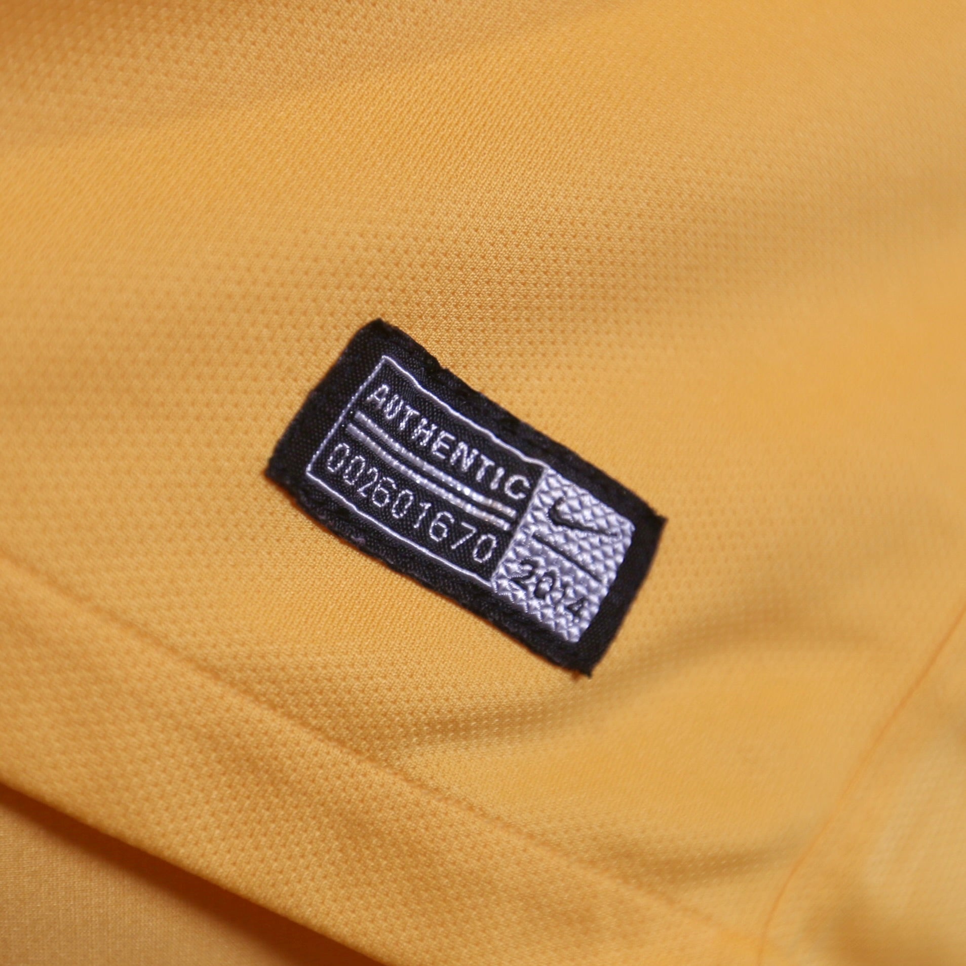 Australia 2014 Home - Cahill - Size M