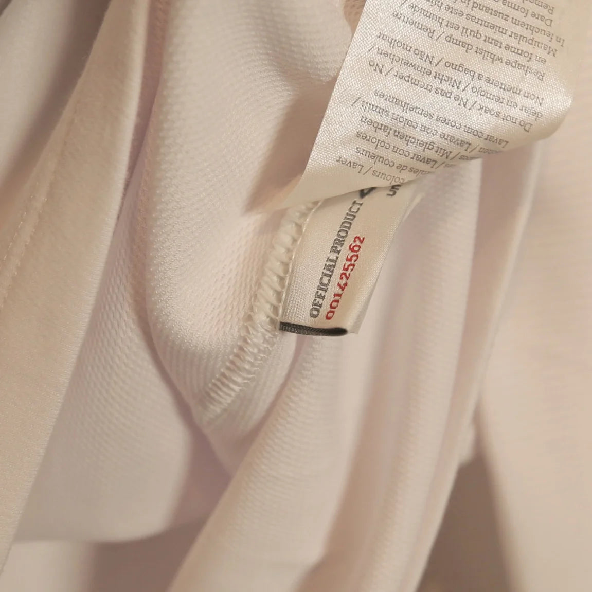 England 2010 Home - Frank Lampard - Long Sleeve - Size M - Authentic Umbro