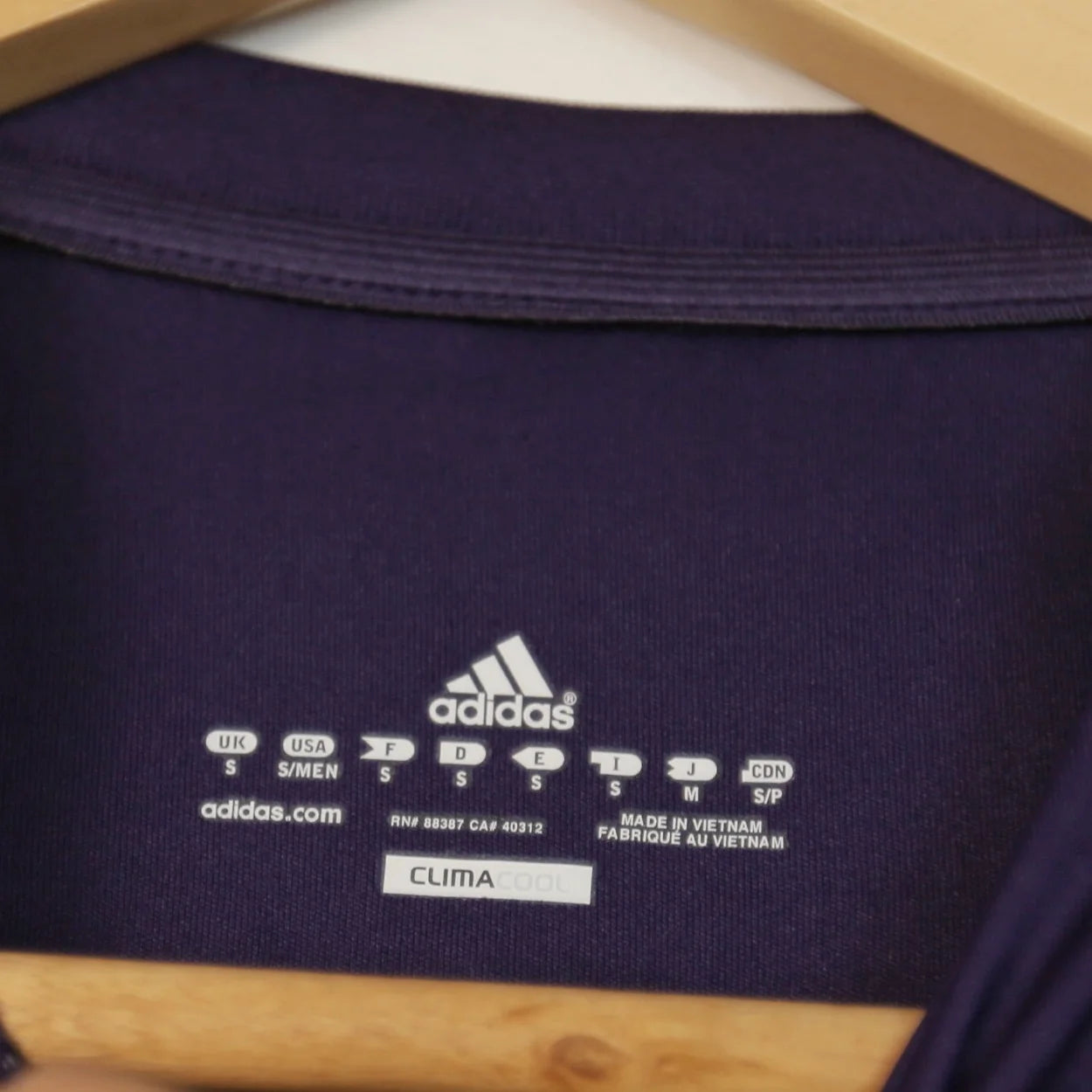 Real Madrid 10/11 Third - Ricardo Kaka - Size S - Authentic Adidas