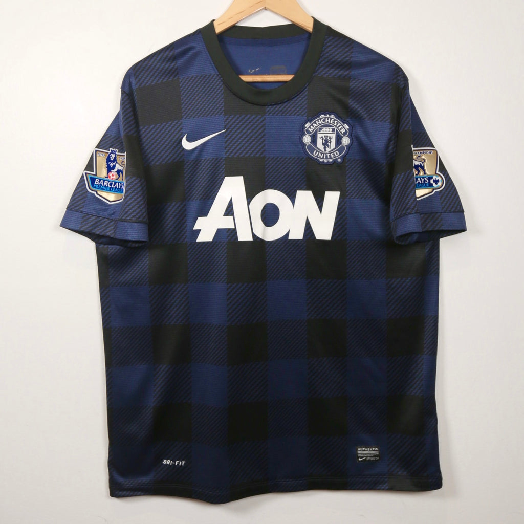 Manchester United 13/14 Away - Mata - Size L