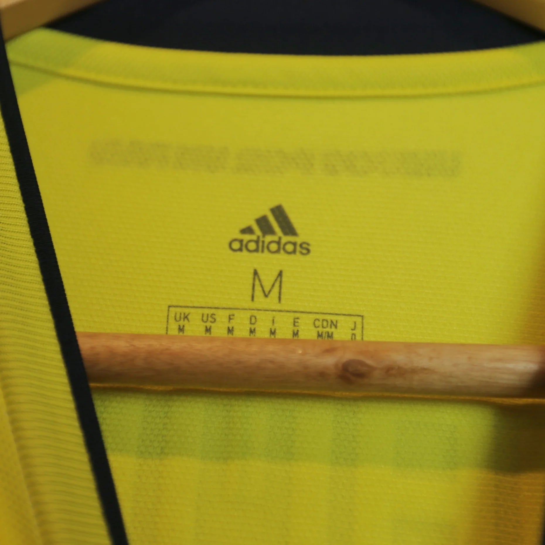 Colombia 2018 Home - James - Size M - Authentic Adidas