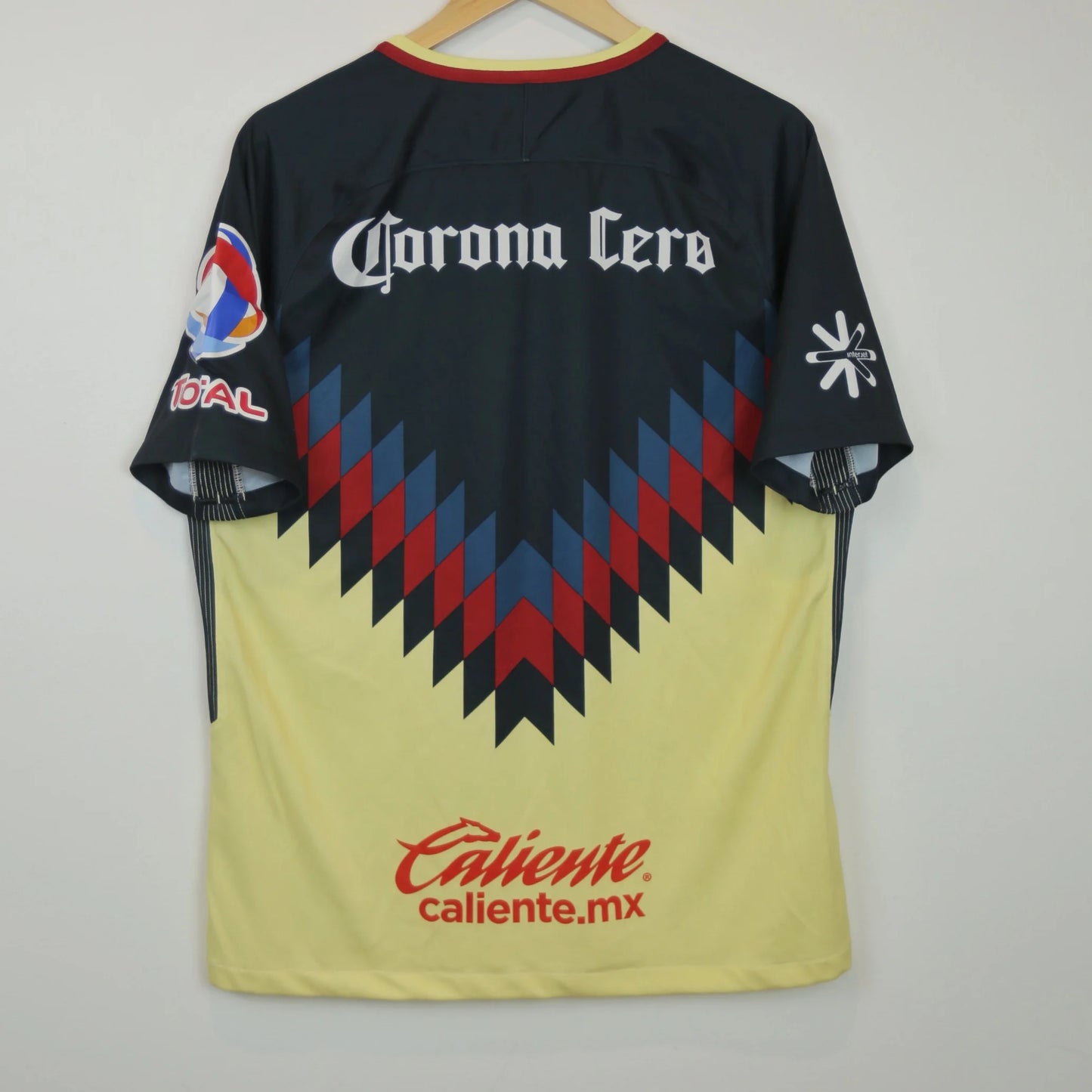 Club America 17/18 Home - Size L - Authentic Nike