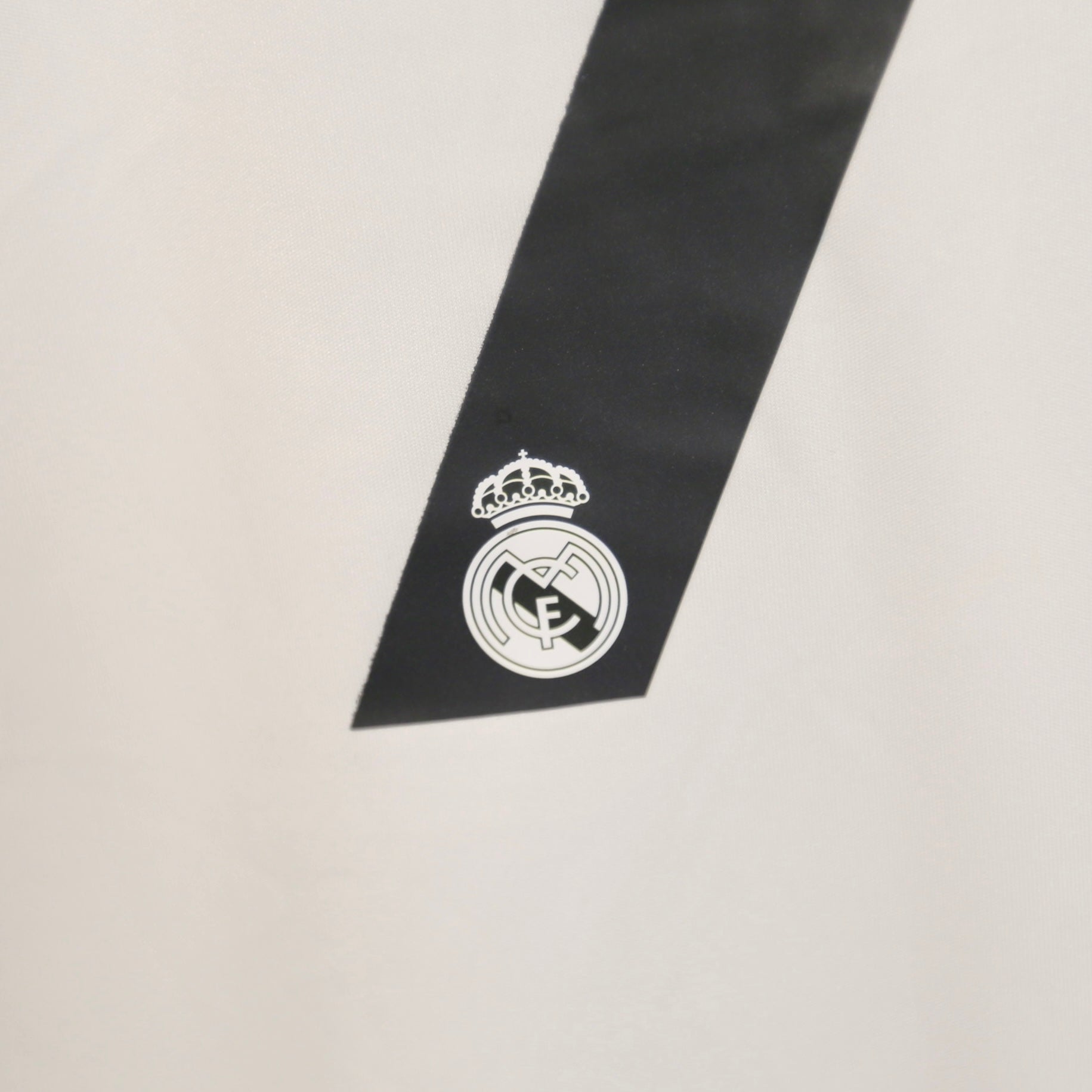Real Madrid 08/09 Home - Raul - Size M - Original Adidas