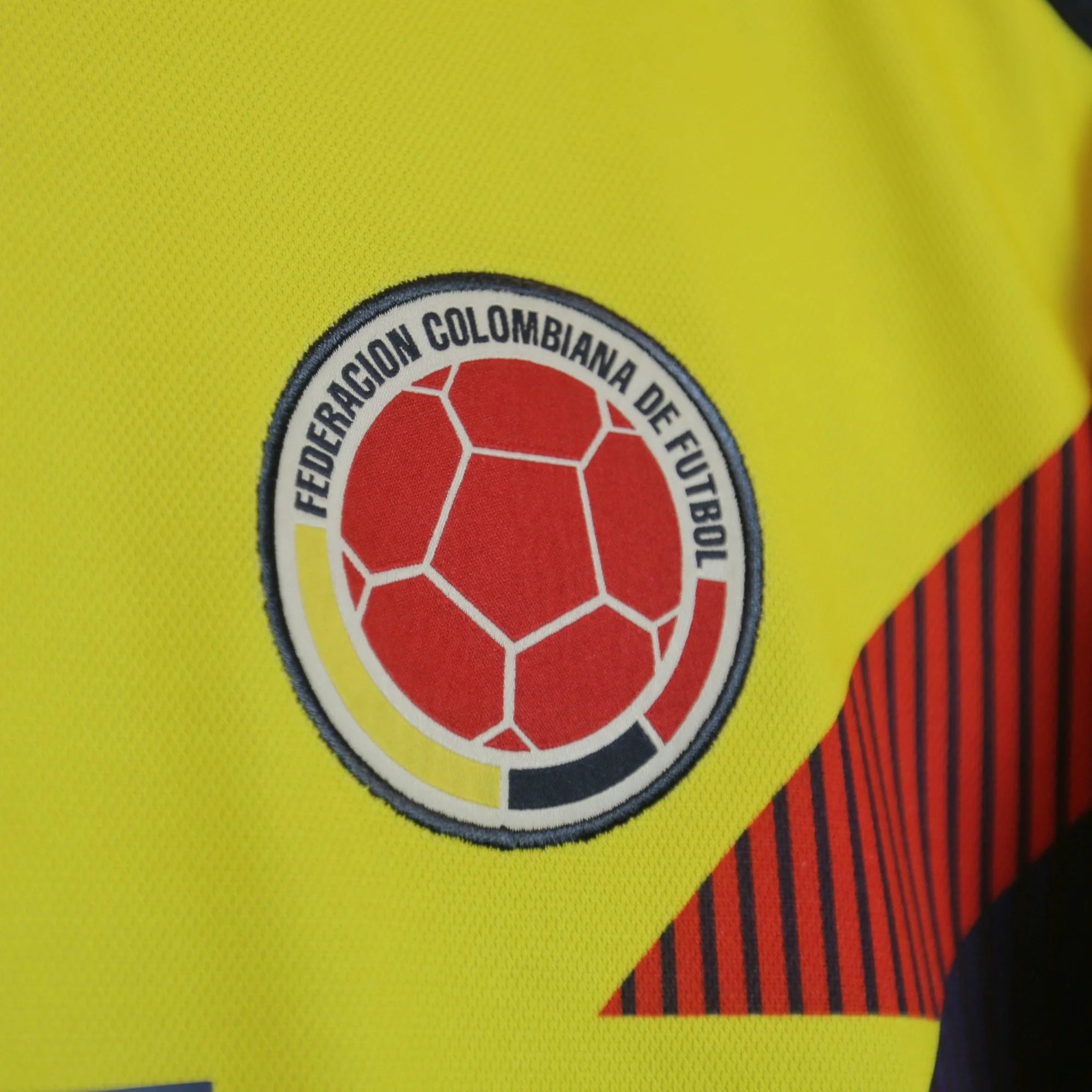 Colombia 2018 Home - James - Size M - Authentic Adidas