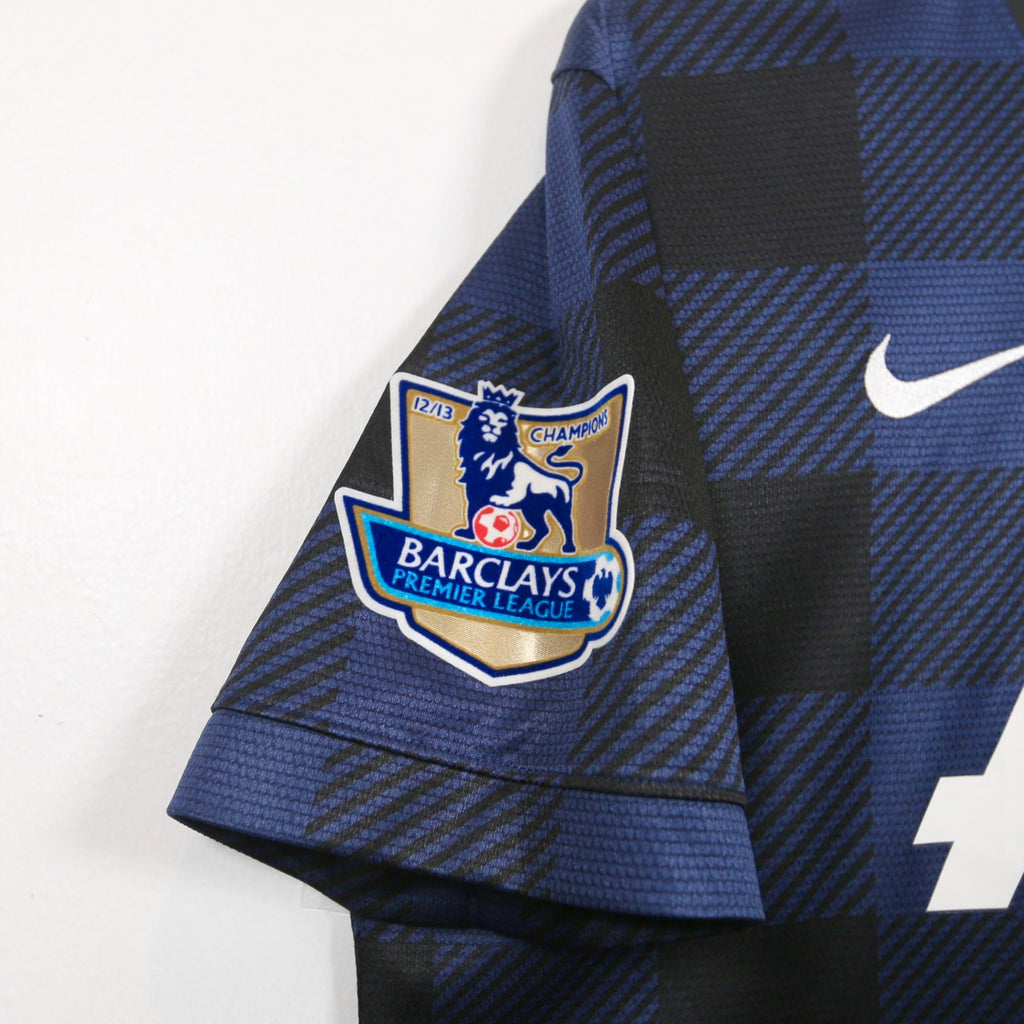 Manchester United 13/14 Away - Mata - Size L