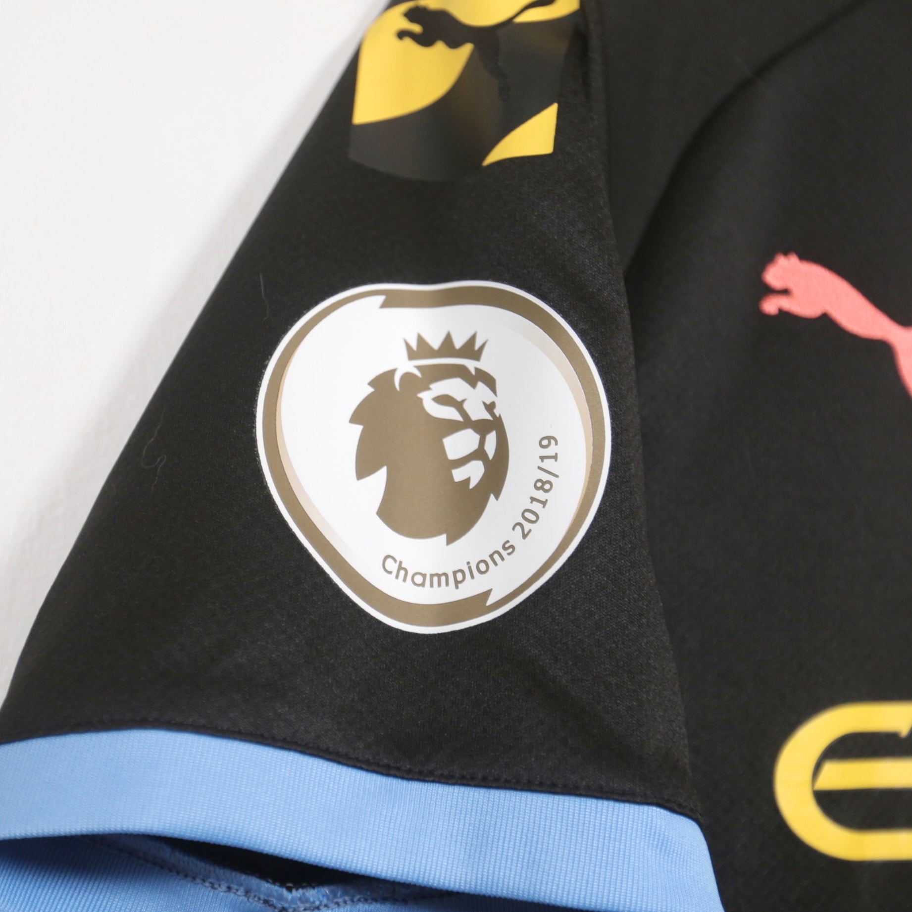 Manchester City 19/20 Away - Aguero - Size M